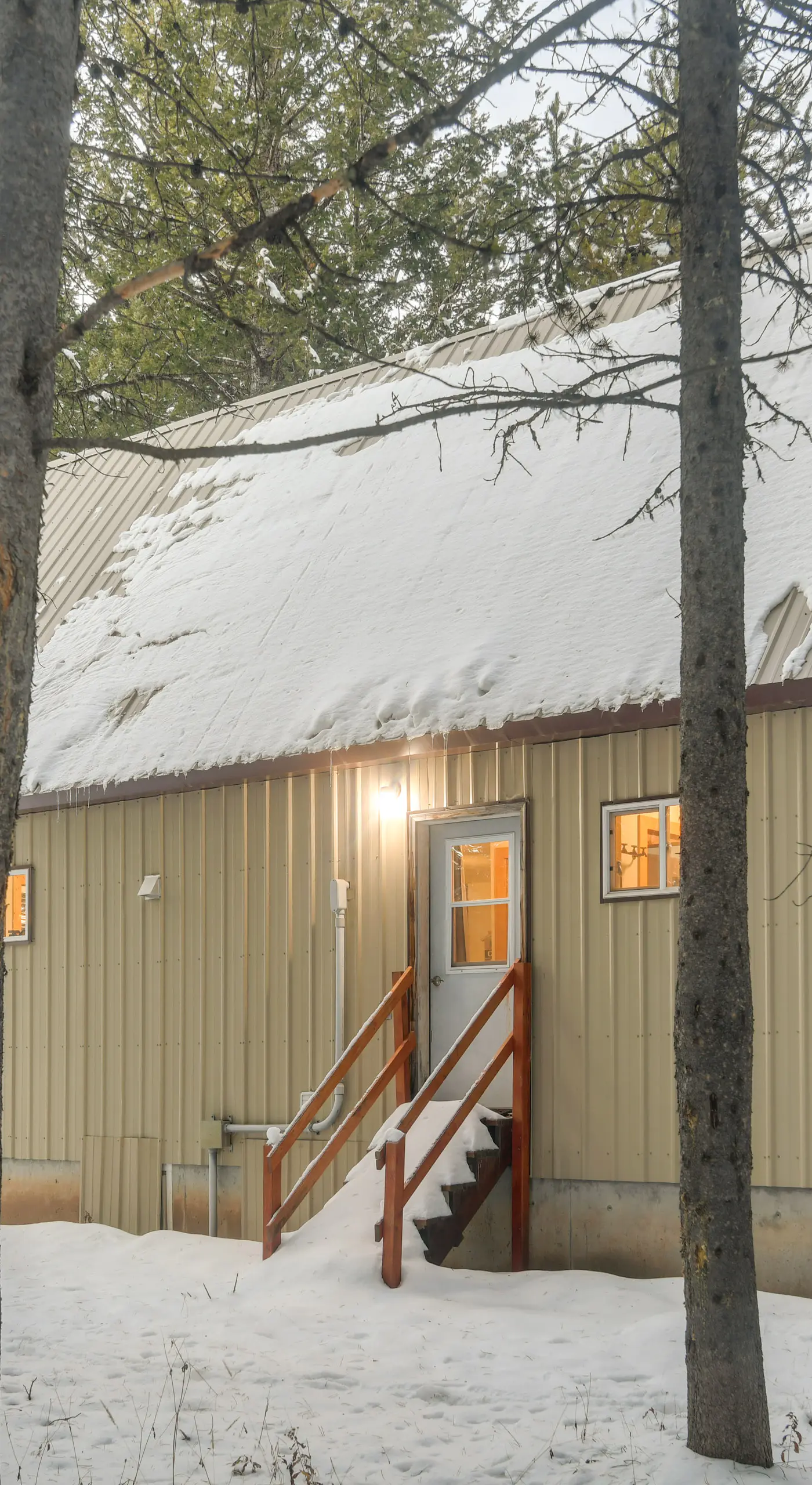 Family Cabin w/ Fire Pit - 25 Miles to Yellowstone