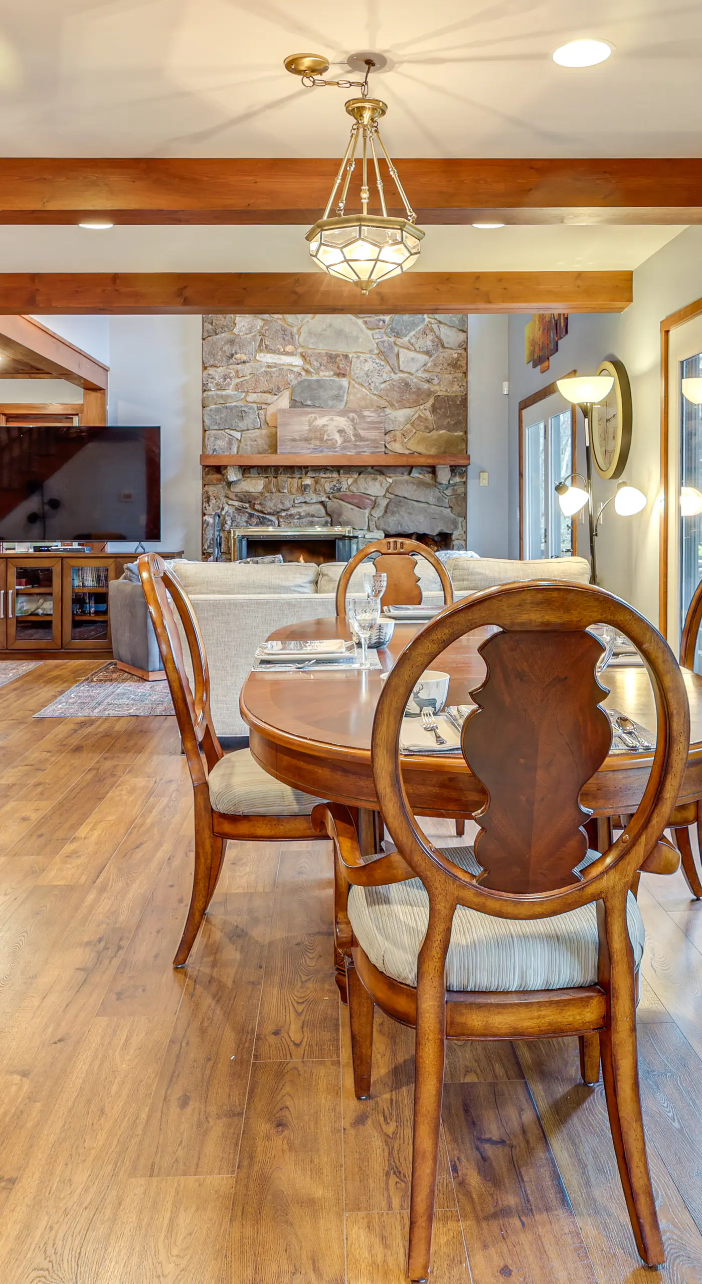 Grand Wintergreen Resort Home w/ Hot Tub!