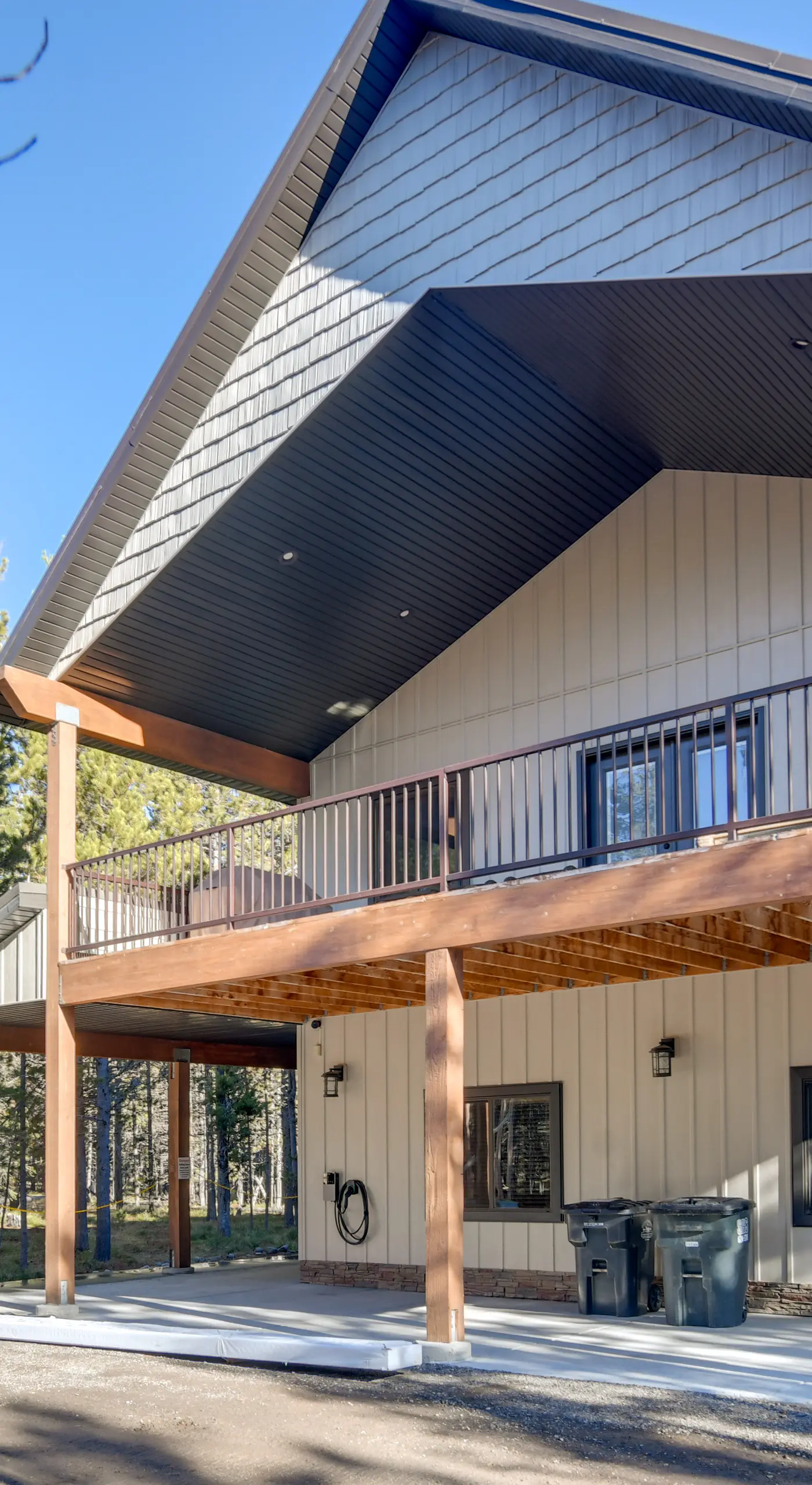 3 Units at Getaway Lodges! West Yellowstone Base