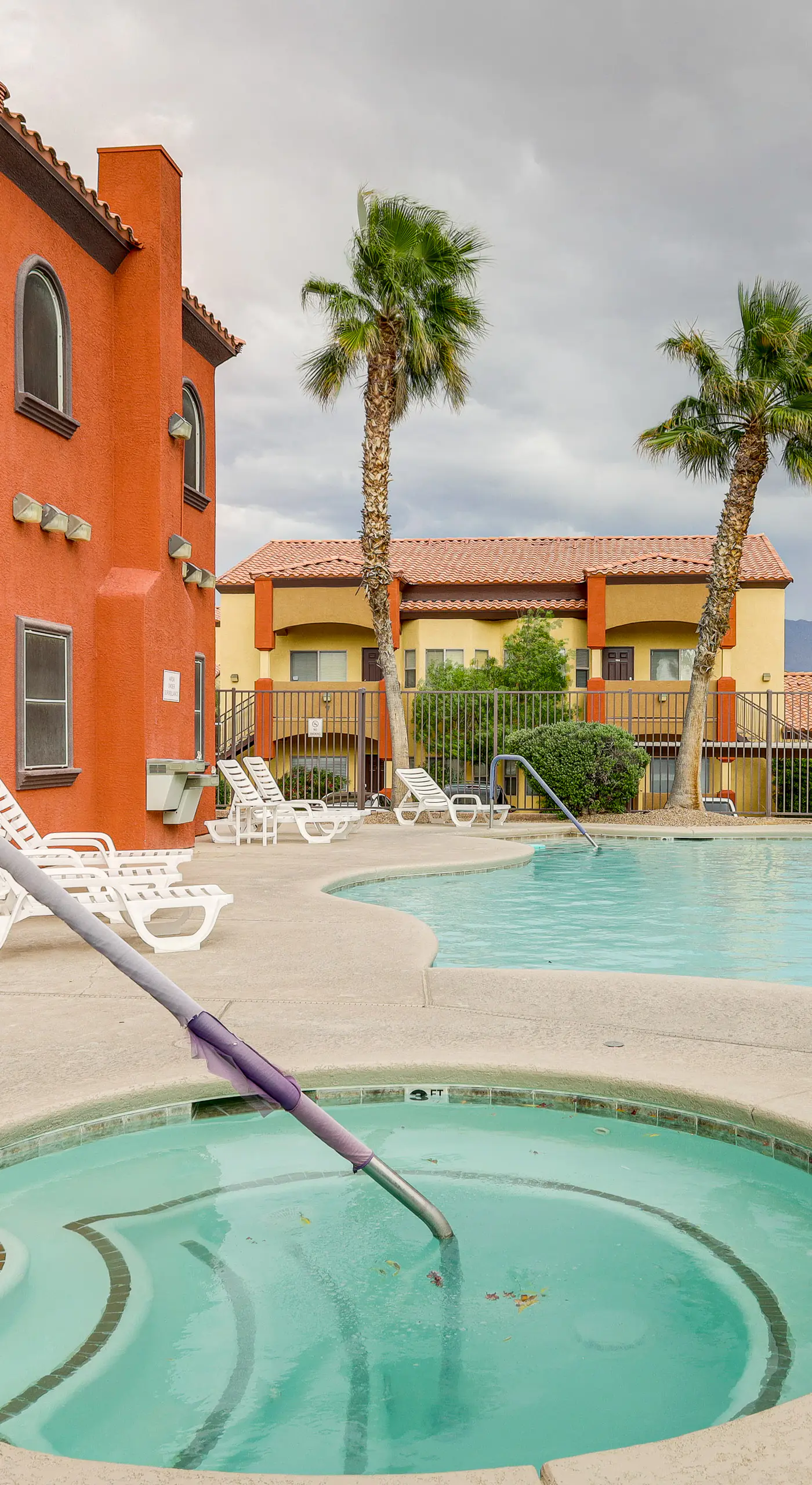 Resort Pool & Spa Access: Mesquite Condo!