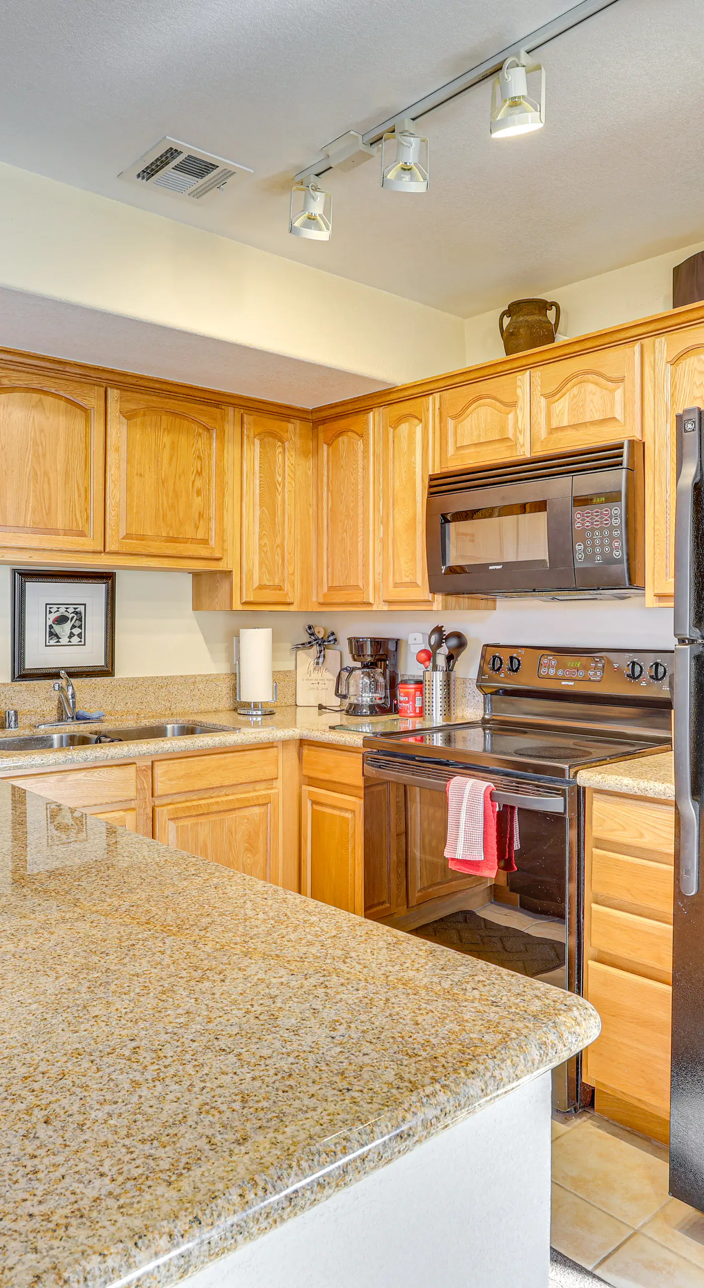 Resort Pool & Spa Access: Mesquite Condo!