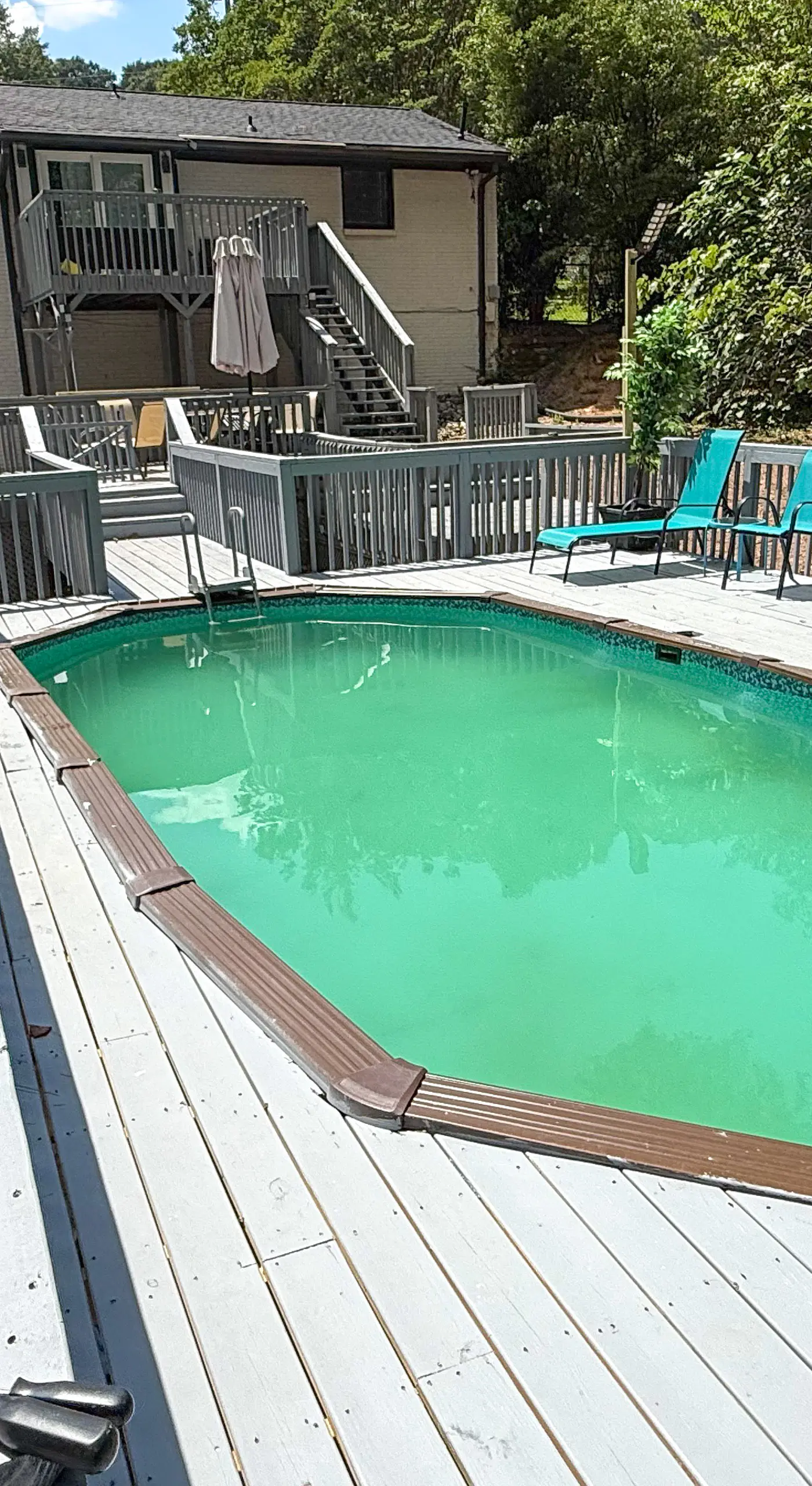 Deck & Game Room: Family Home in Stockbridge!
