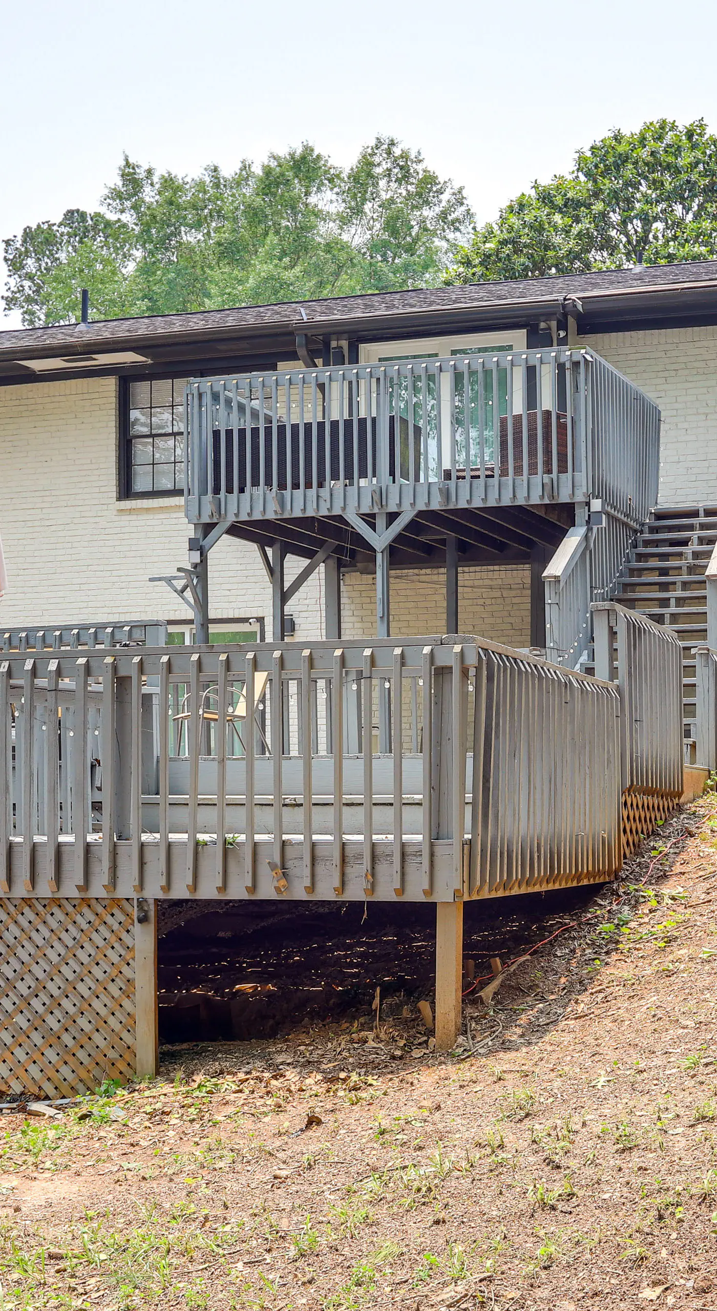 Deck & Game Room: Family Home in Stockbridge!