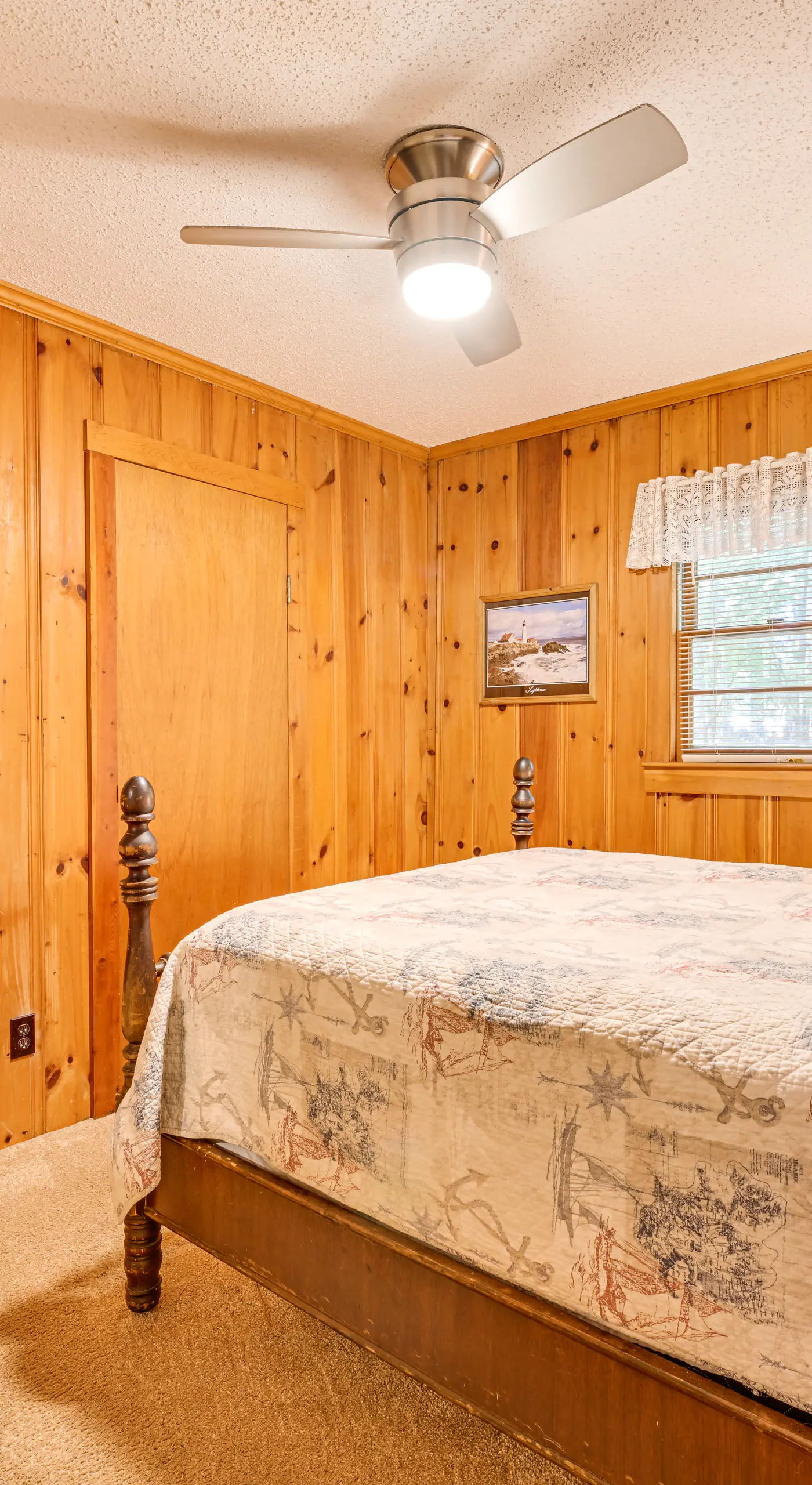 Private Dock & Beach! Lake Norman Cottage Hideaway
