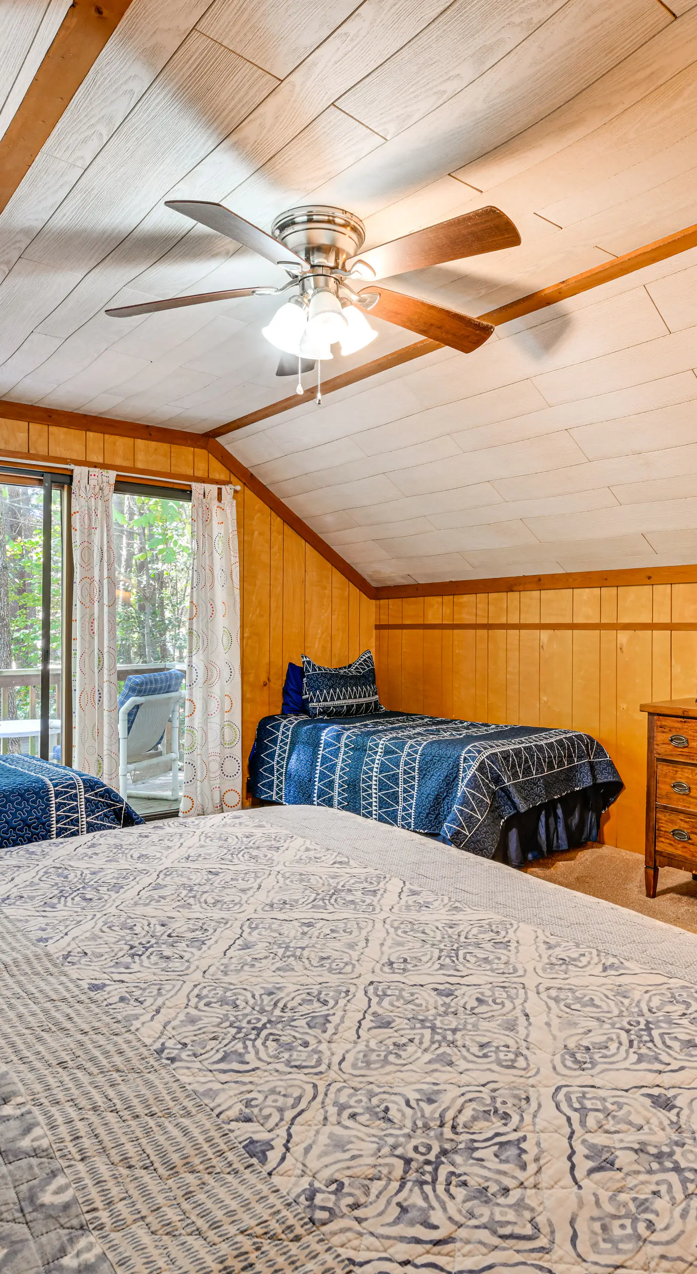 Private Dock & Beach! Lake Norman Cottage Hideaway