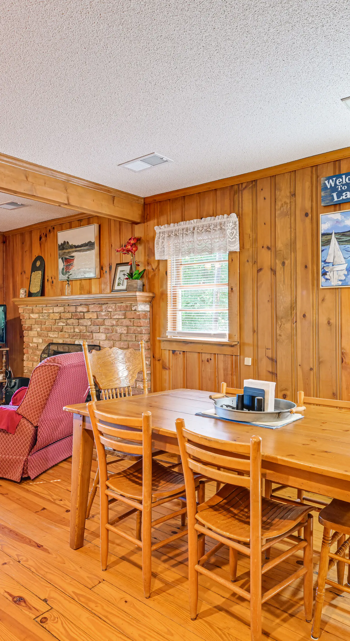 Private Dock & Beach! Lake Norman Cottage Hideaway