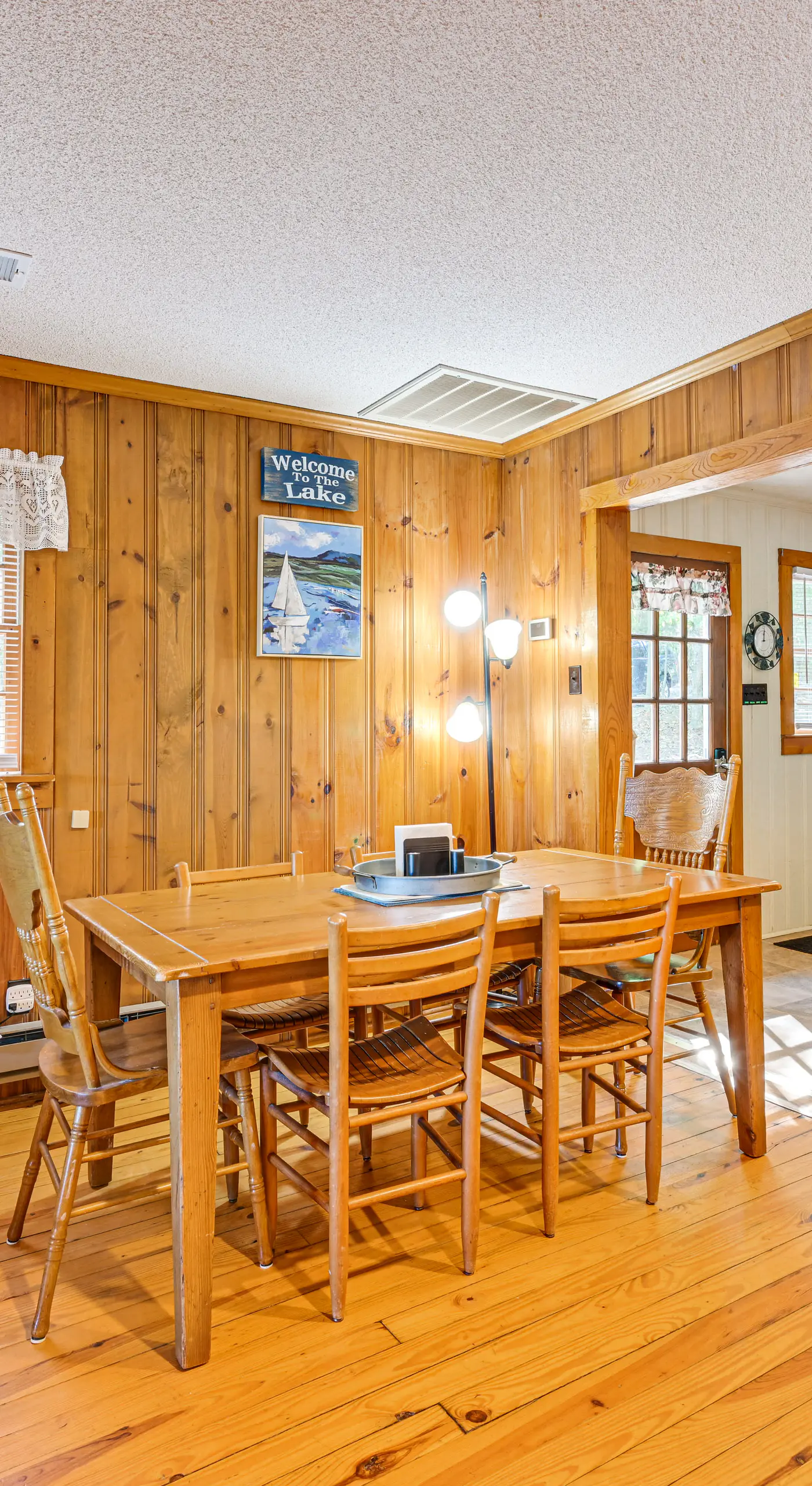 Private Dock & Beach! Lake Norman Cottage Hideaway