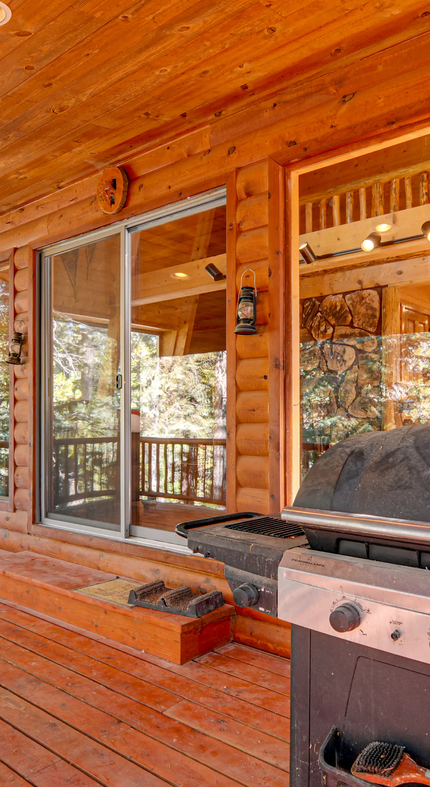 Near National Parks: Duck Creek Cabin Retreat