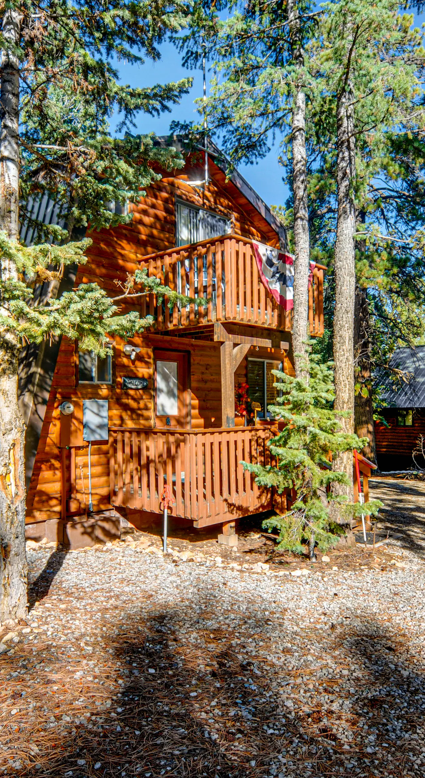 Near National Parks: Duck Creek Cabin Retreat