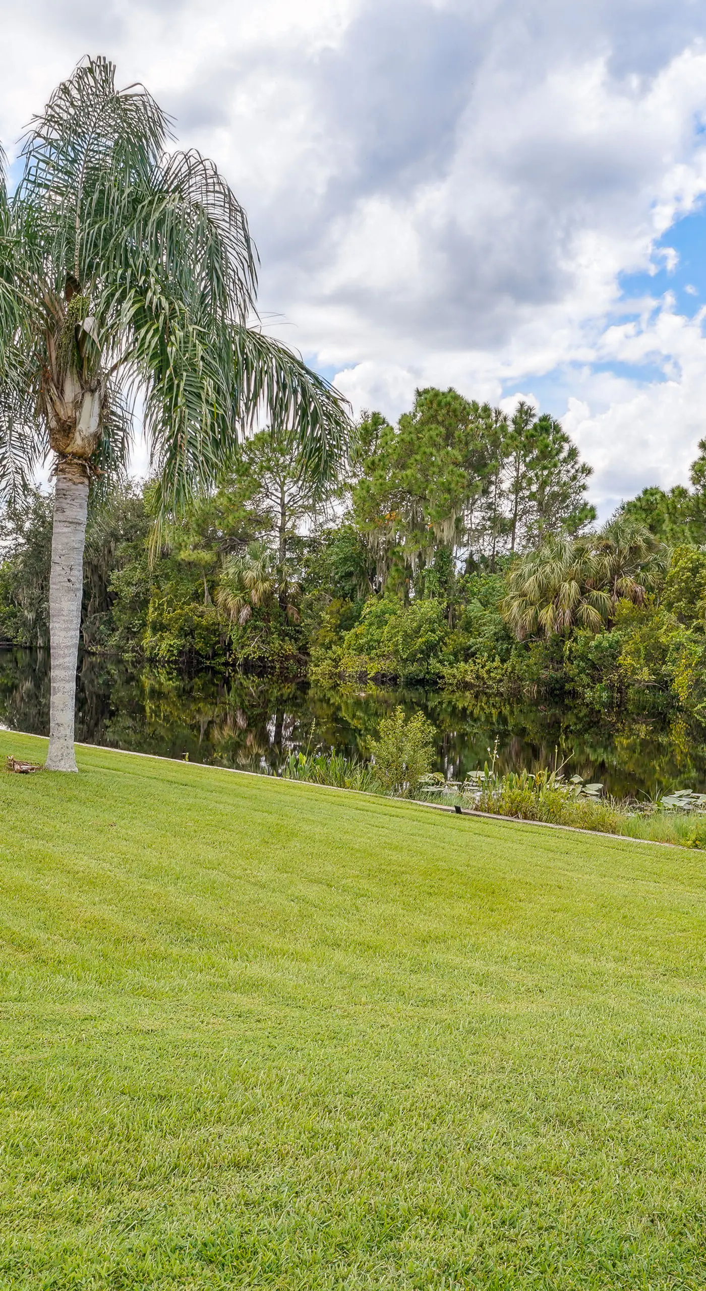 Luxurious Florida Home w/ Pool & Canal Access