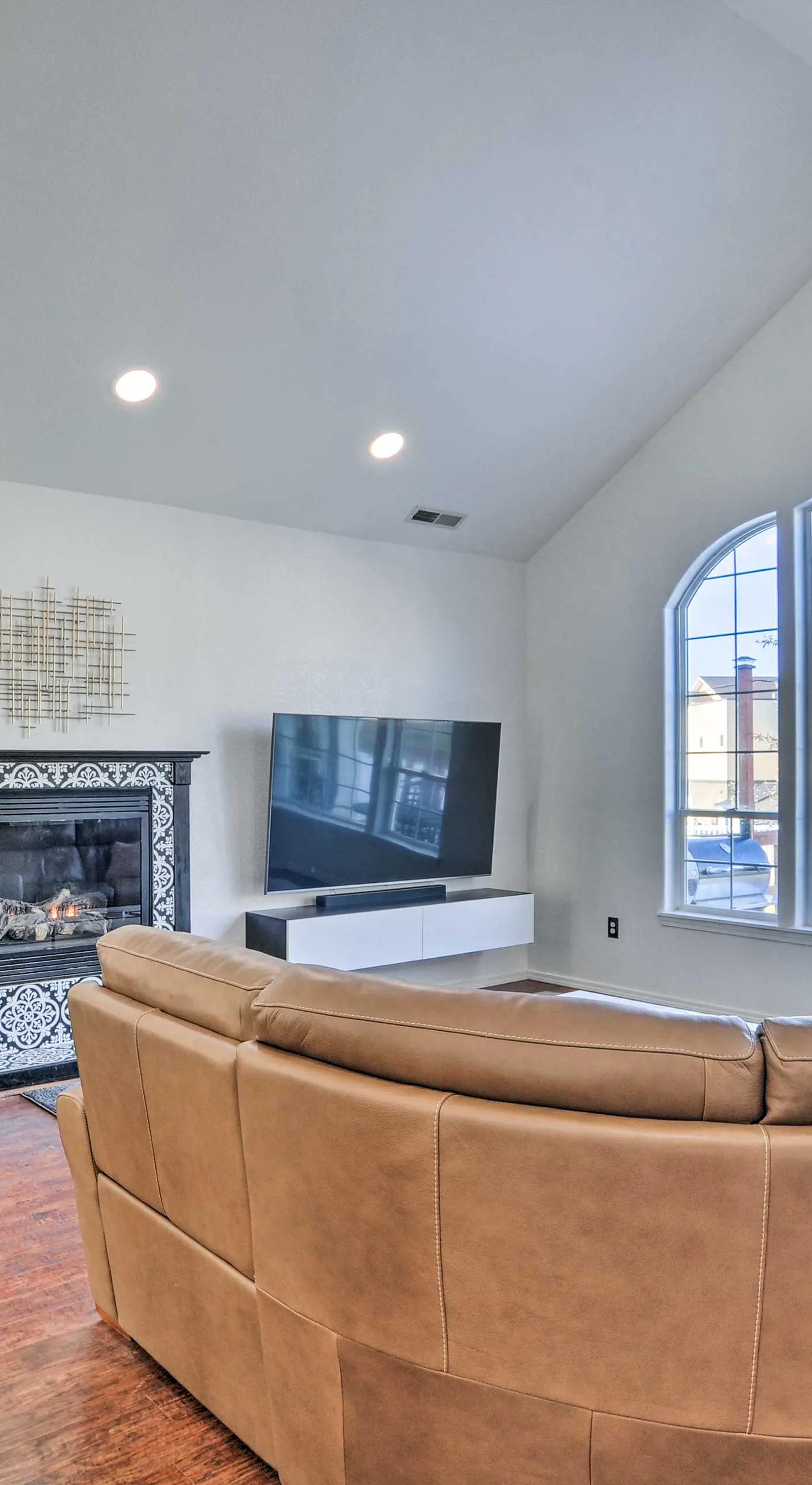 Alluring Home w/ Fire Pit < 1/2 Mi to OIT!
