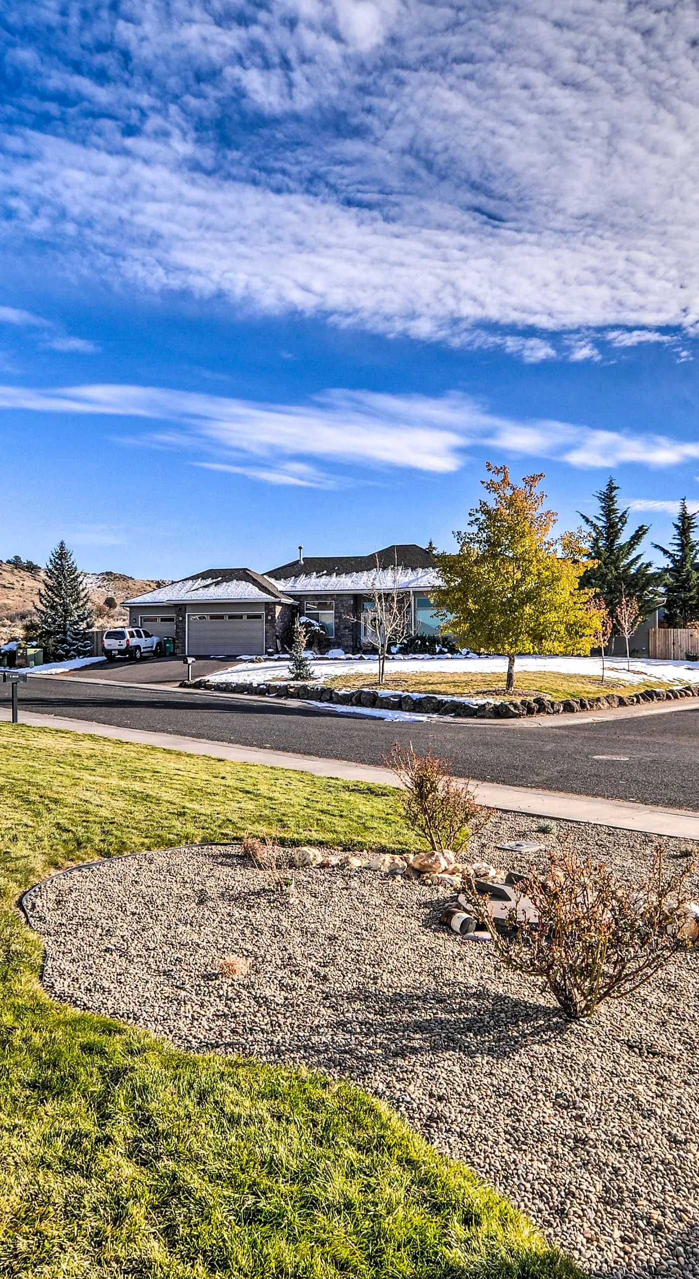 Alluring Home w/ Fire Pit < 1/2 Mi to OIT!