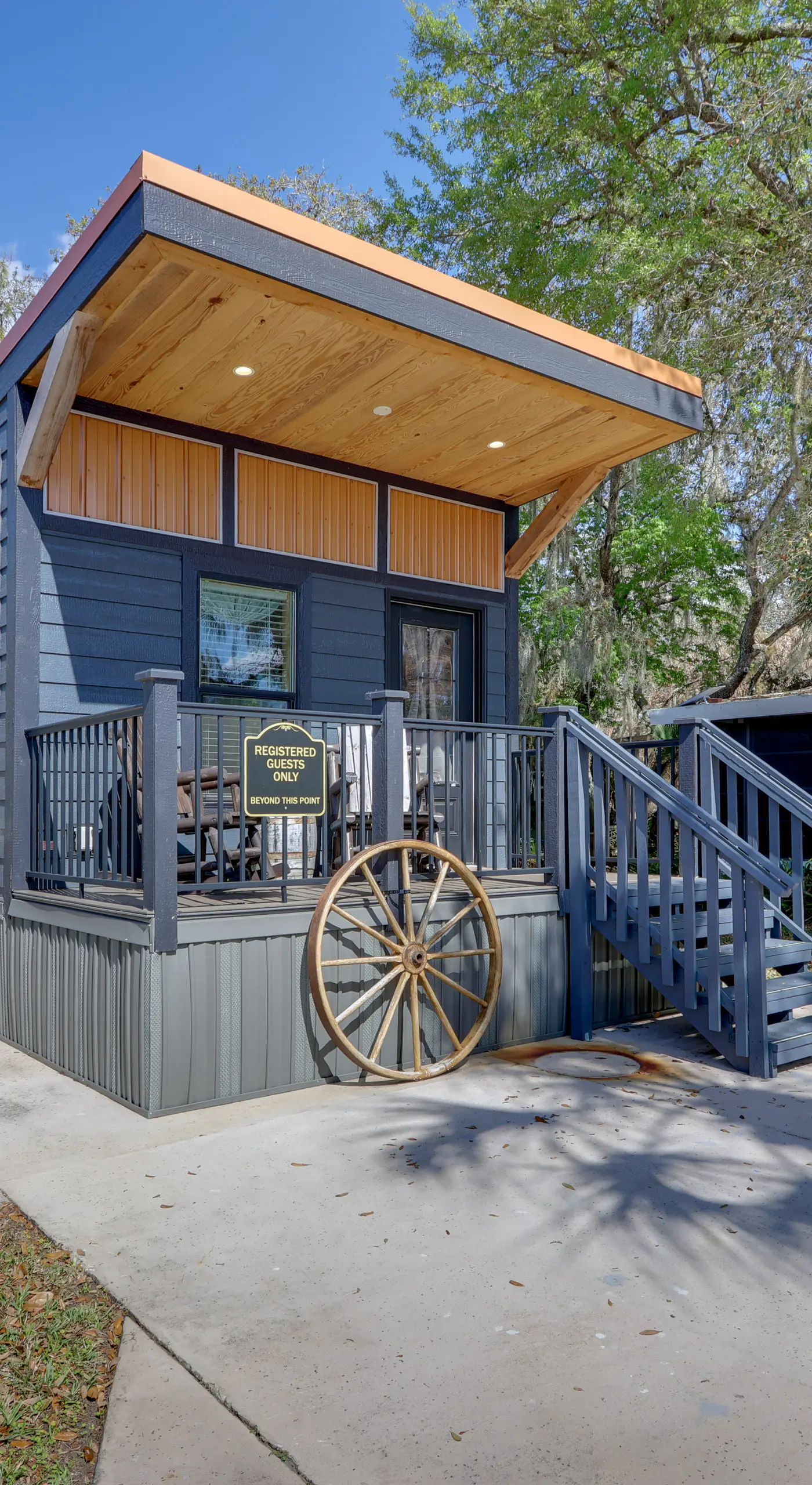 Rodeo Thrills & Backyard BBQs! Lake Wales Retreat