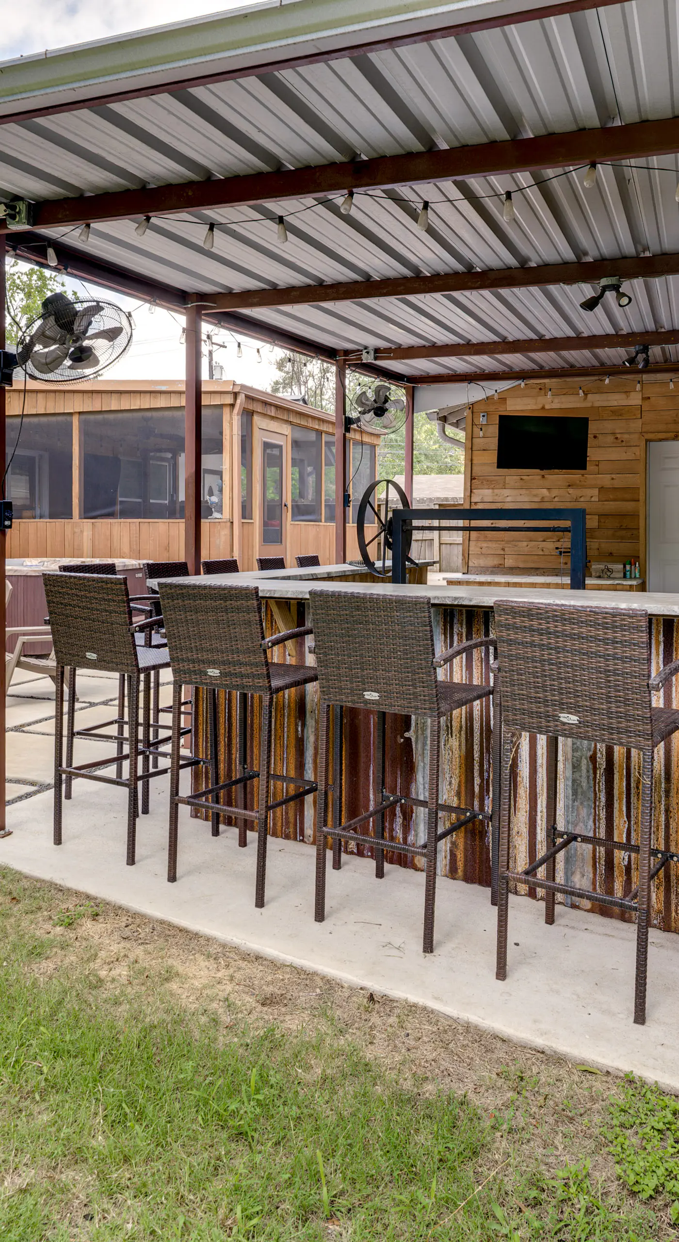 Hot Tub + Outdoor Kitchen: Stylish Home in Bryan