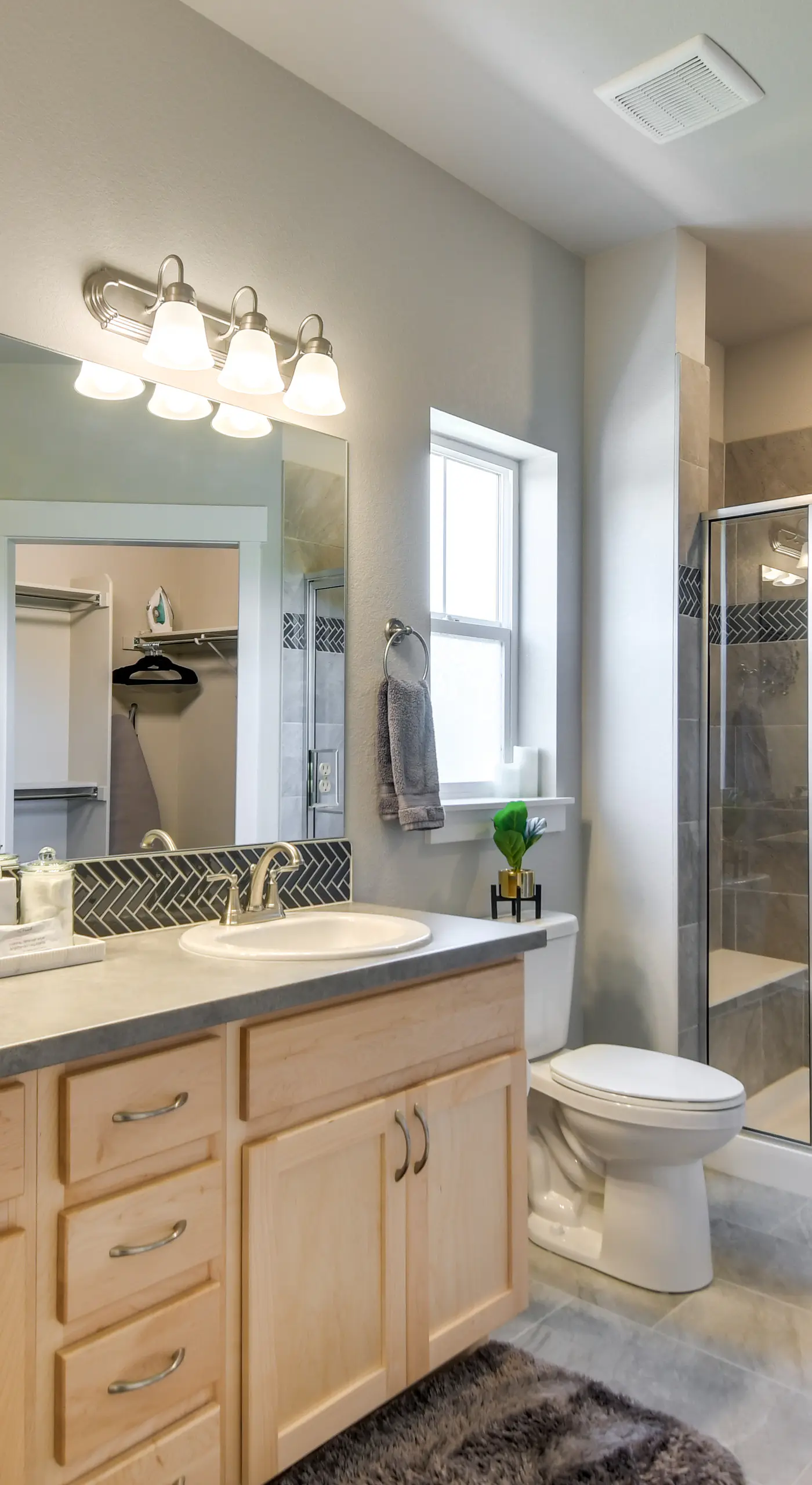 Elegant Loveland Condo < 5 Mi to Old Town!