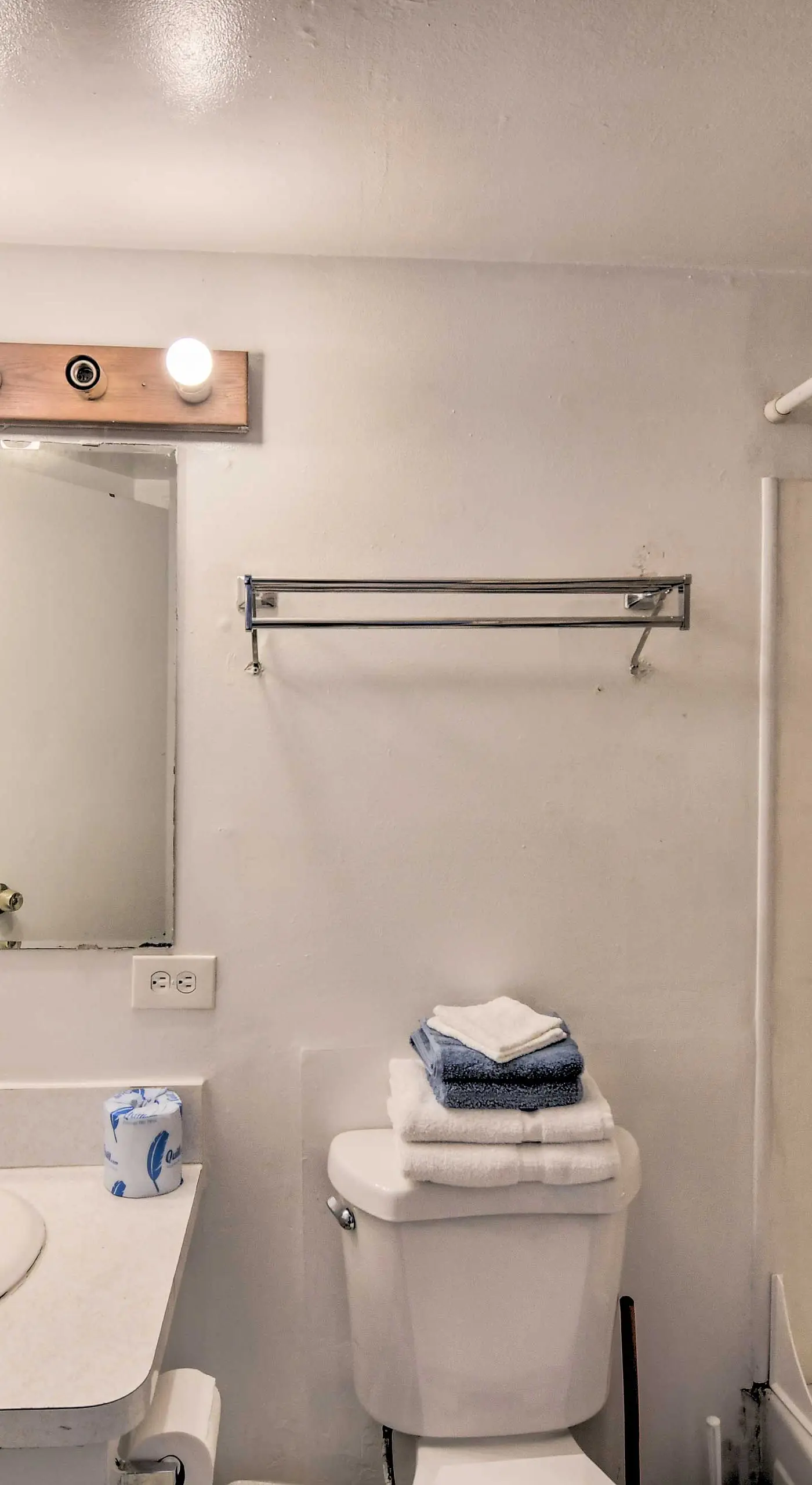 Vacation Rental in Loveland 1 Mi to Downtown!