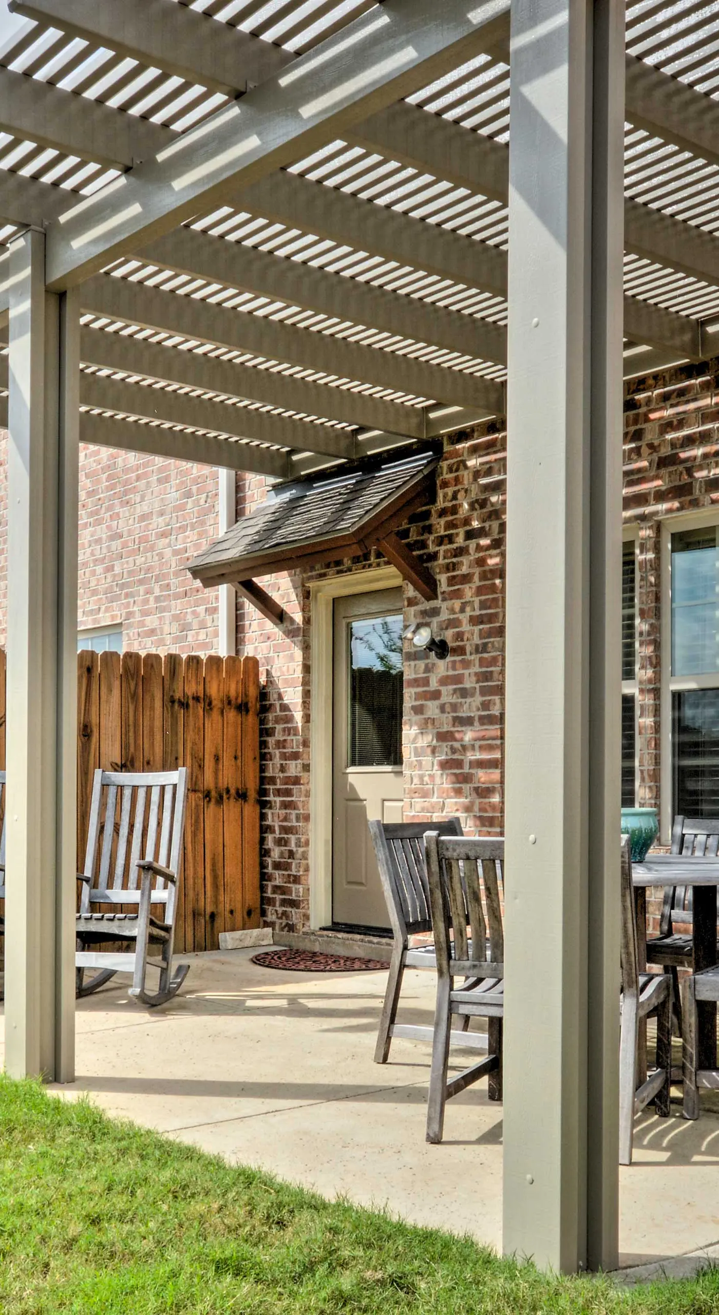 College Station Townhouse w/ Private Patio