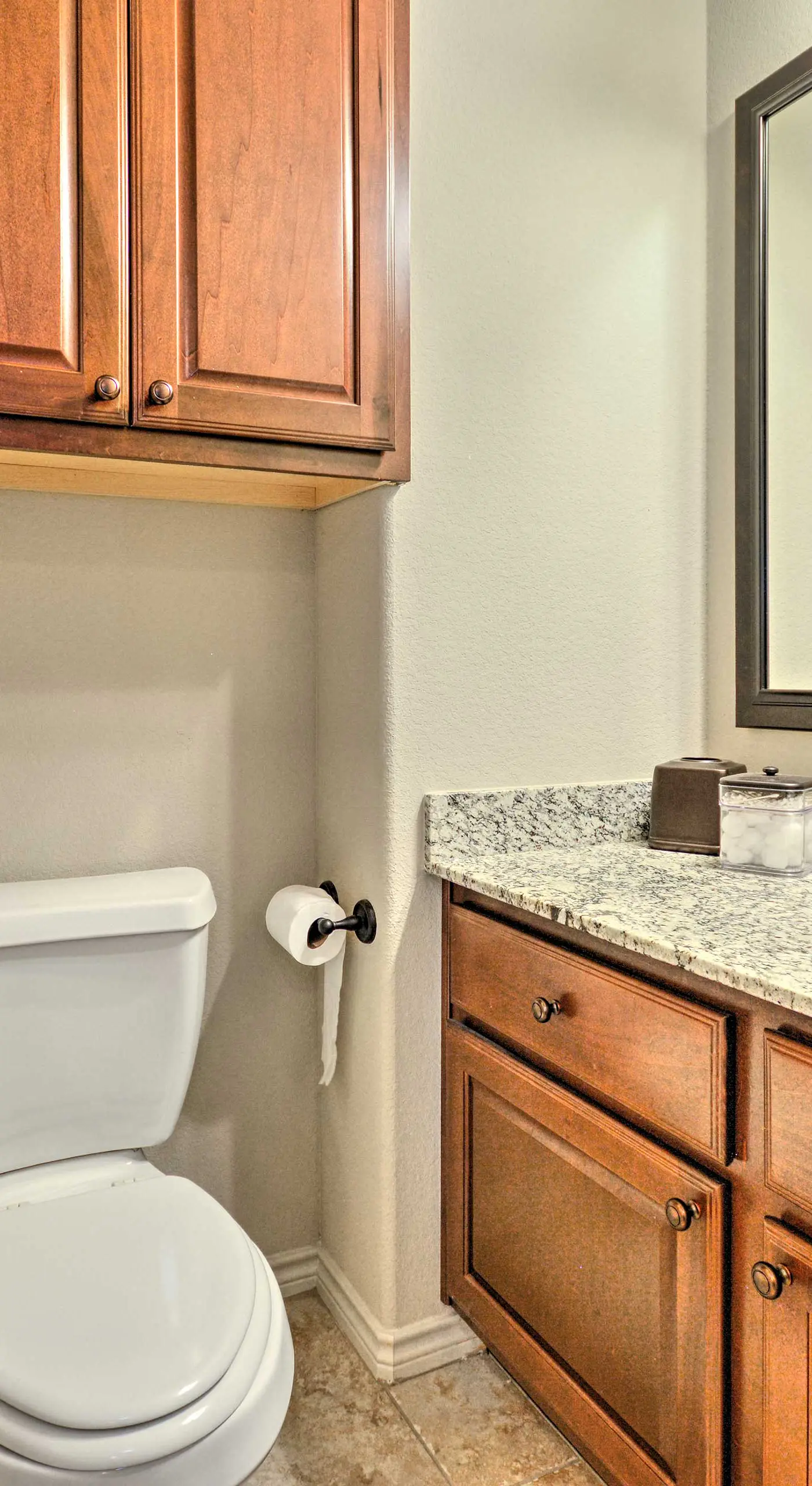 College Station Townhouse w/ Private Patio