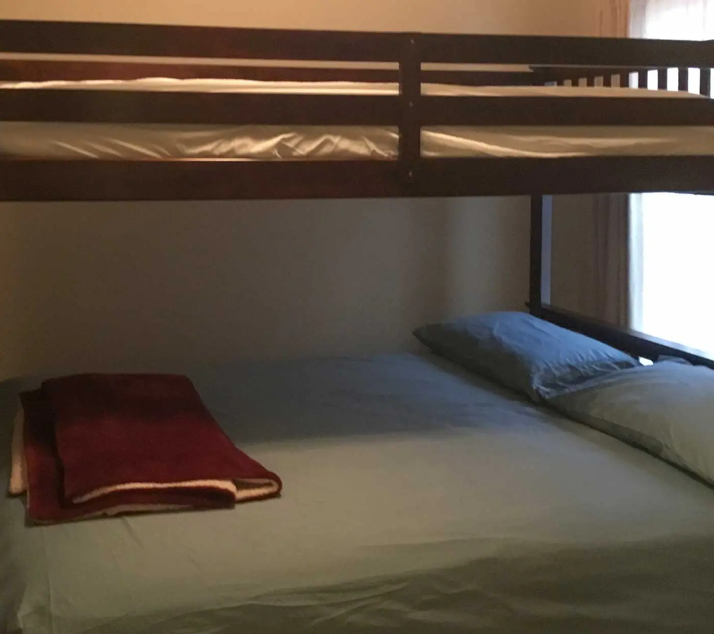 College Station Townhouse w/ Private Patio