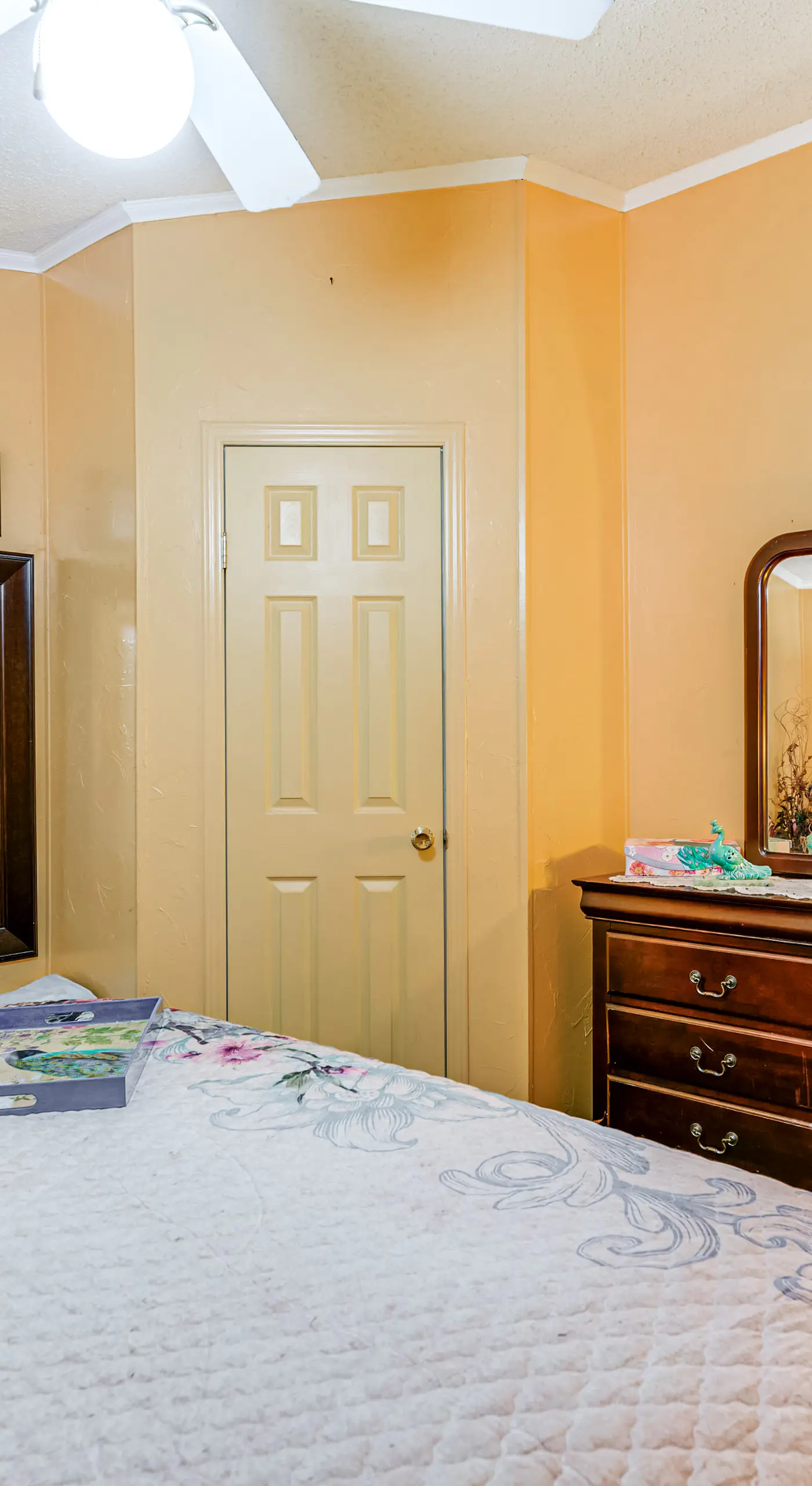 College Station Getaway w/ Hot Tub & Courtyard!
