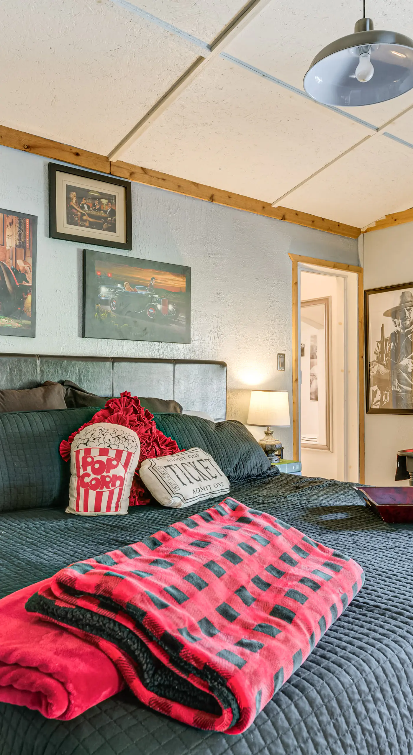 College Station Getaway w/ Hot Tub & Courtyard!
