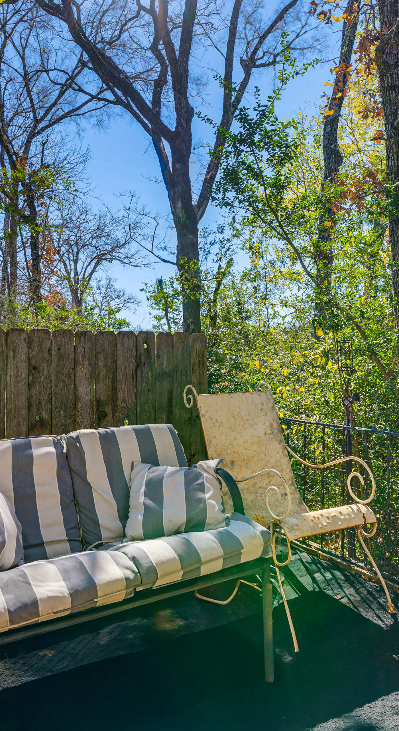 College Station Getaway w/ Hot Tub & Courtyard!
