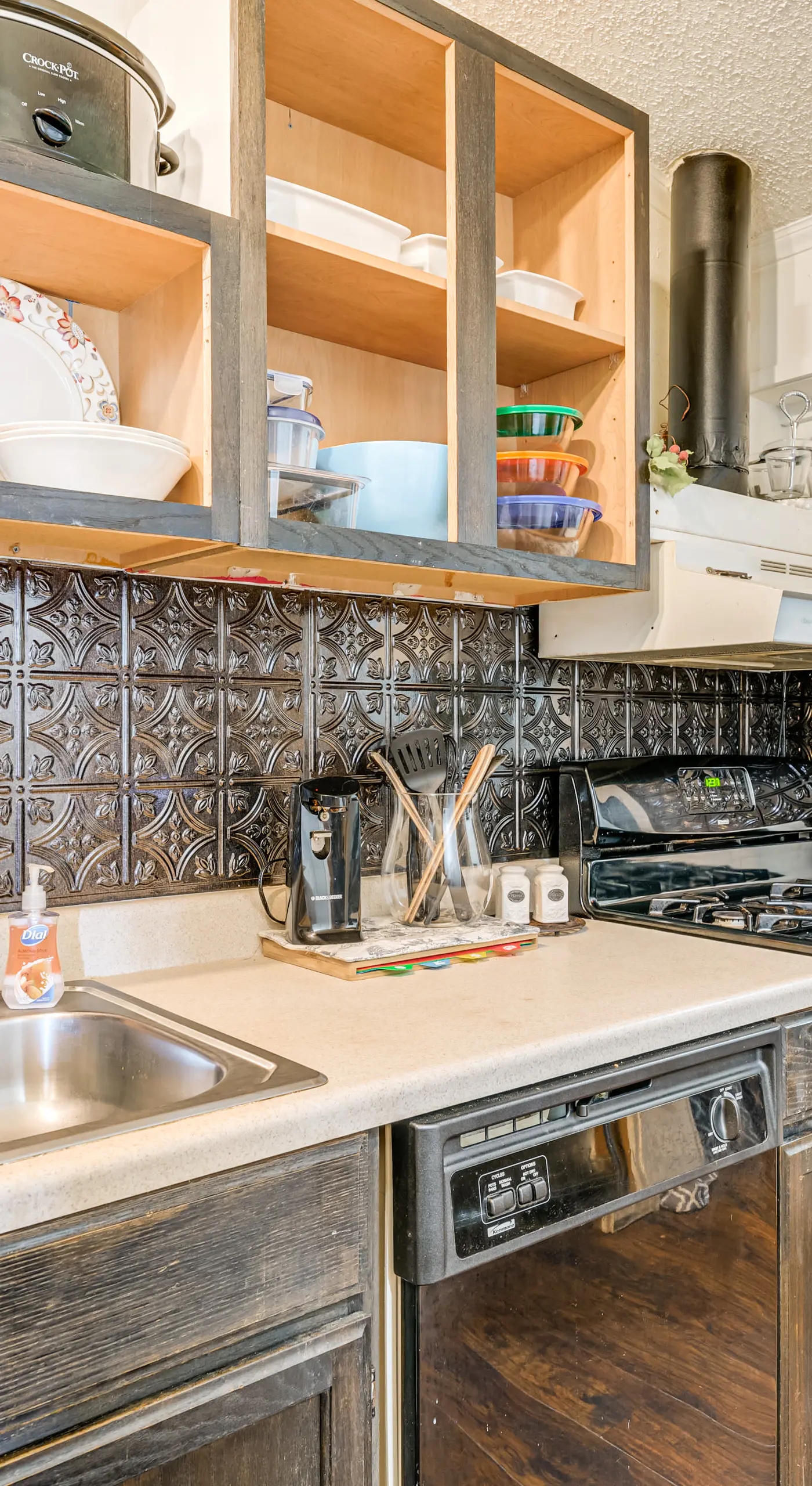 College Station Getaway w/ Hot Tub & Courtyard!