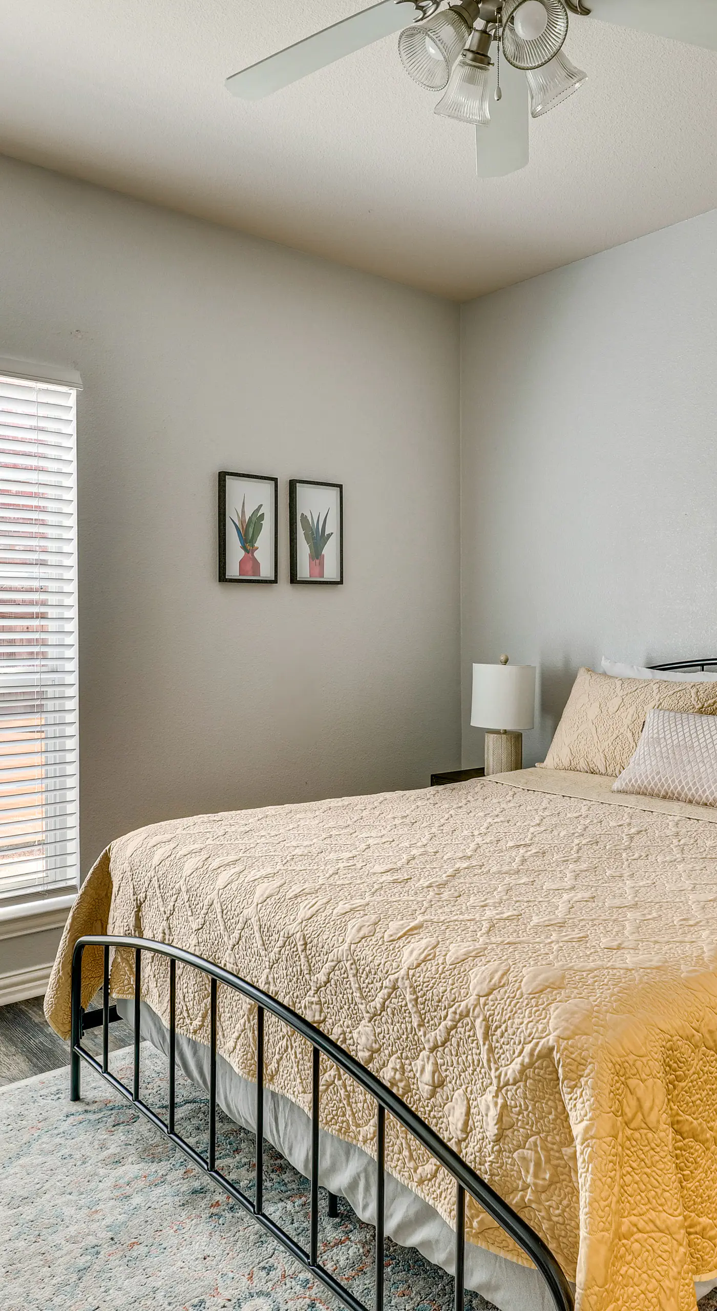 Central College Station Townhome w/ Community Pool