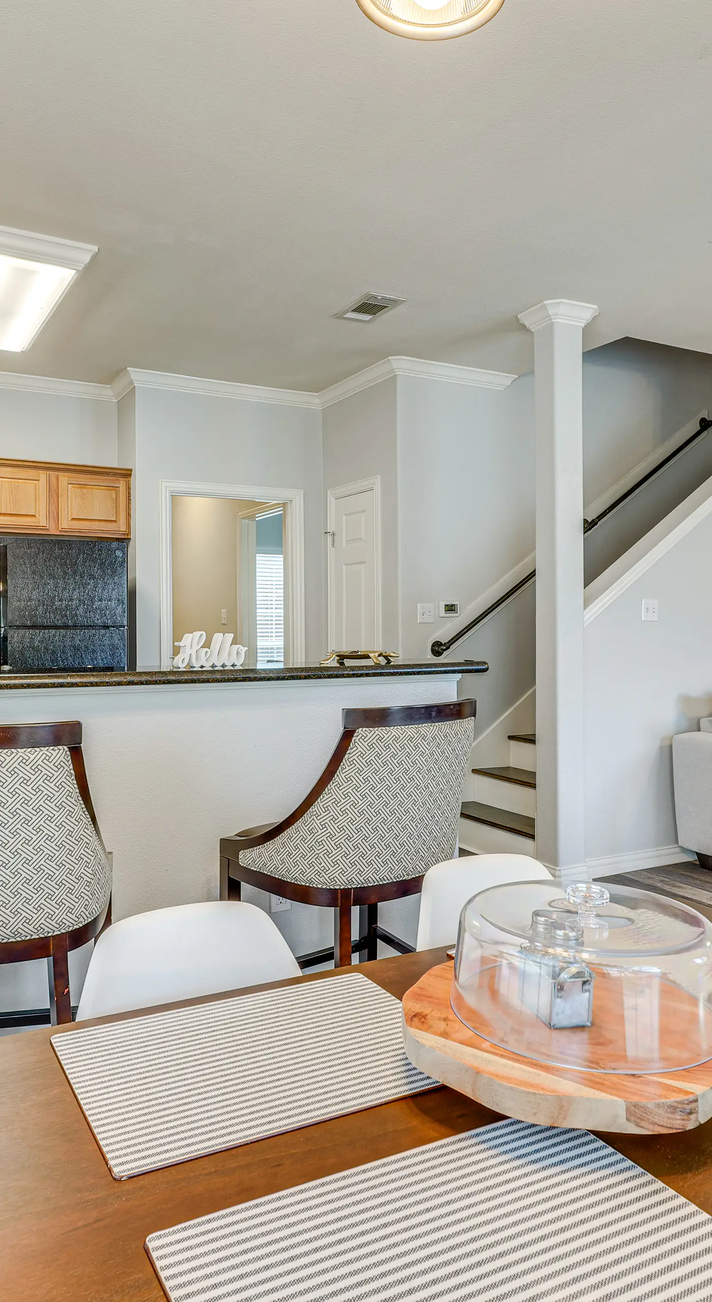 Central College Station Townhome w/ Community Pool