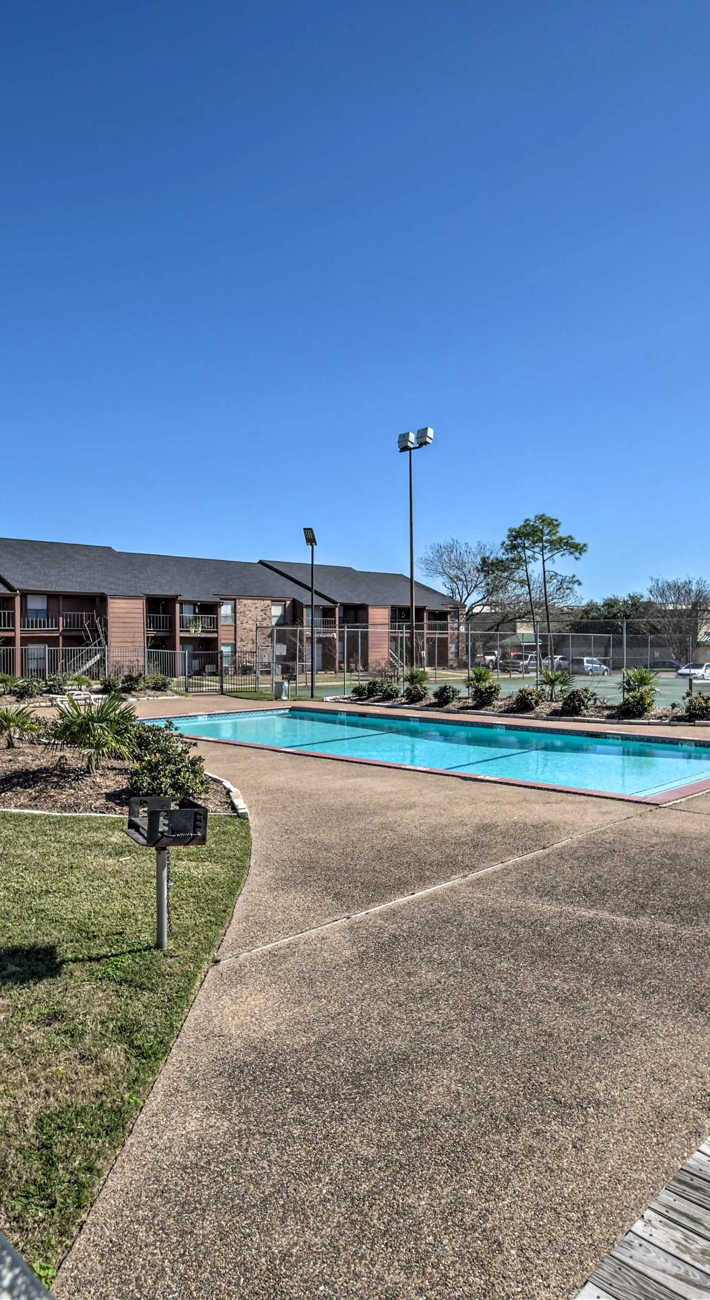Game Day Retreat: Pool Access, 2 Mi to Texas A & M