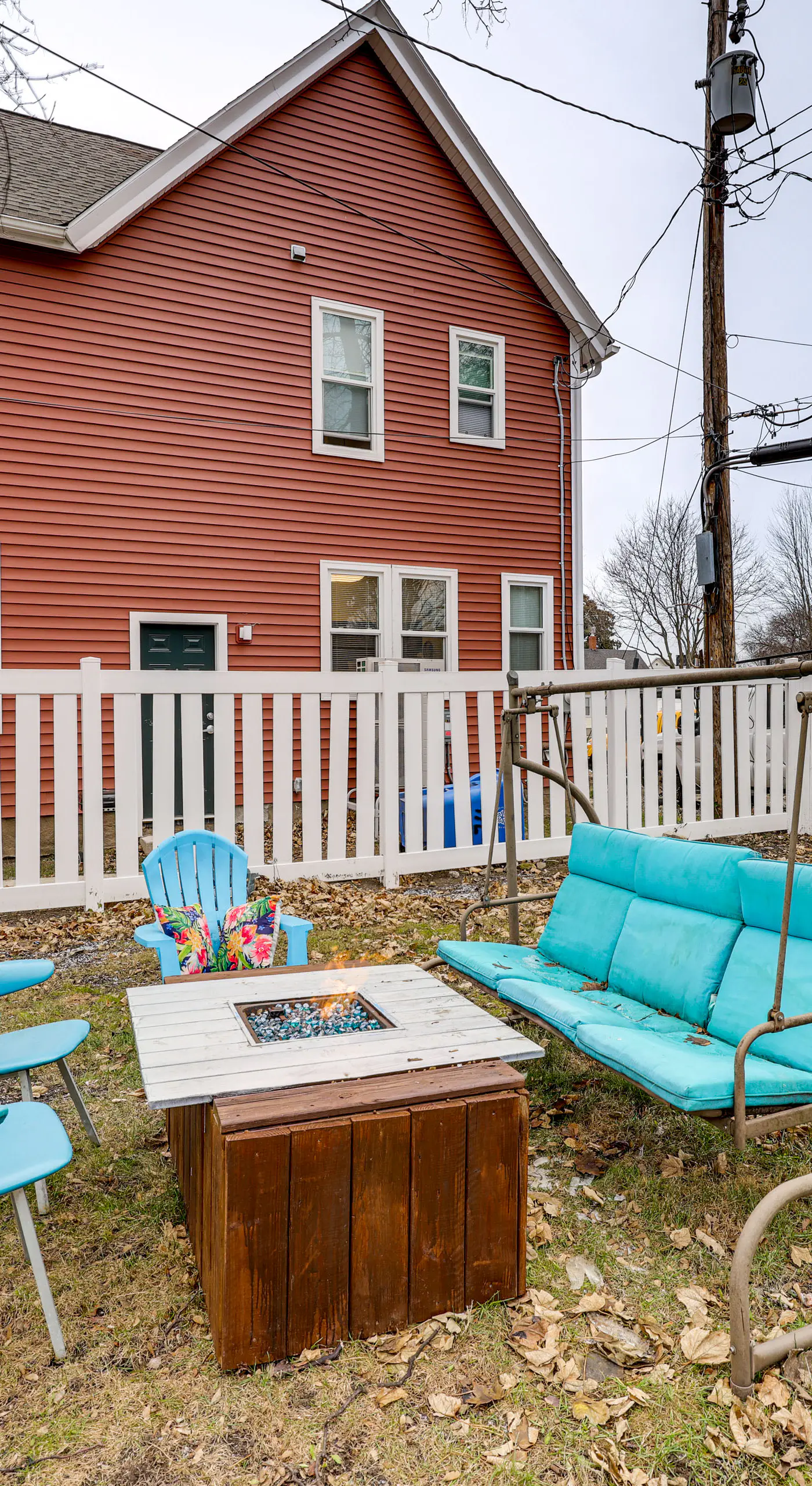 2 Miles to Dtwn! Idyllic Rochester Apt w/ Hot Tub