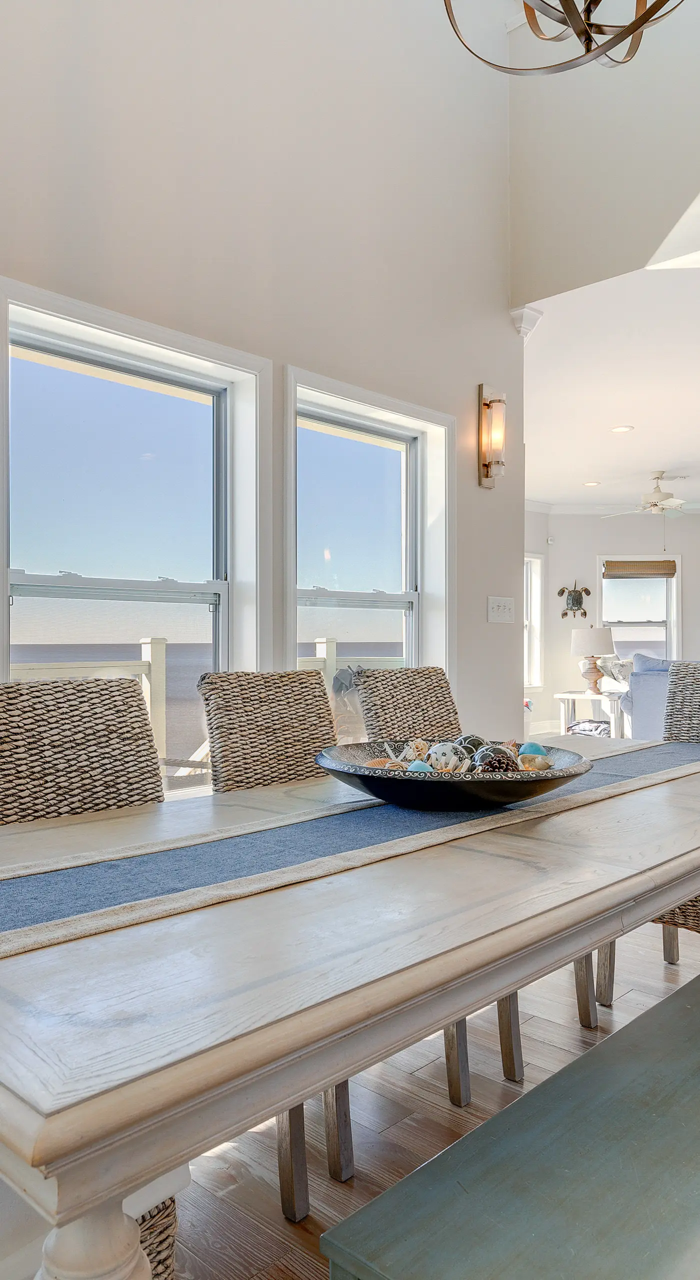 Ocean Springs 'Magnolia Beach House' on Pvt Beach!