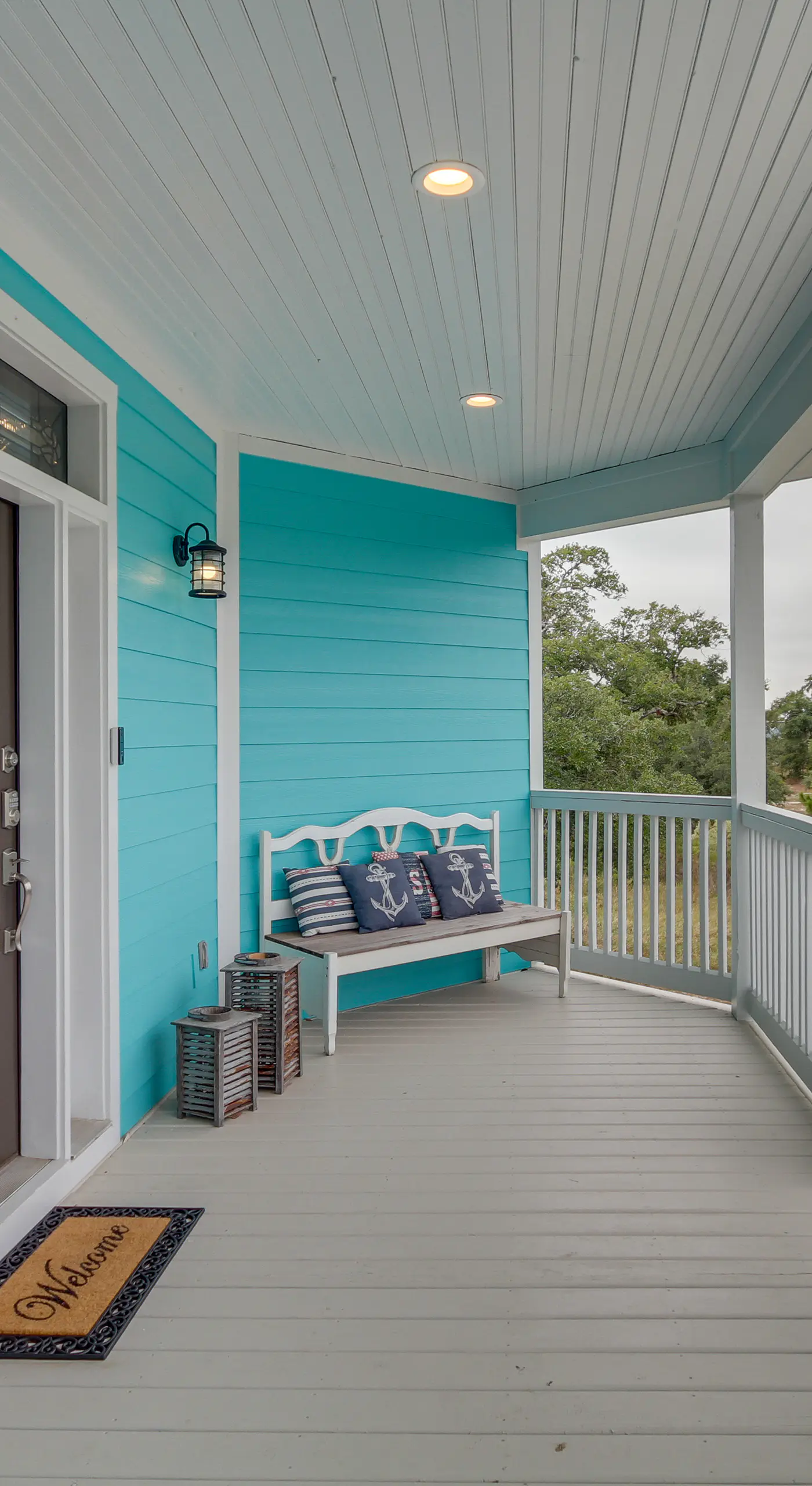 Ocean Springs 'Magnolia Beach House' on Pvt Beach!