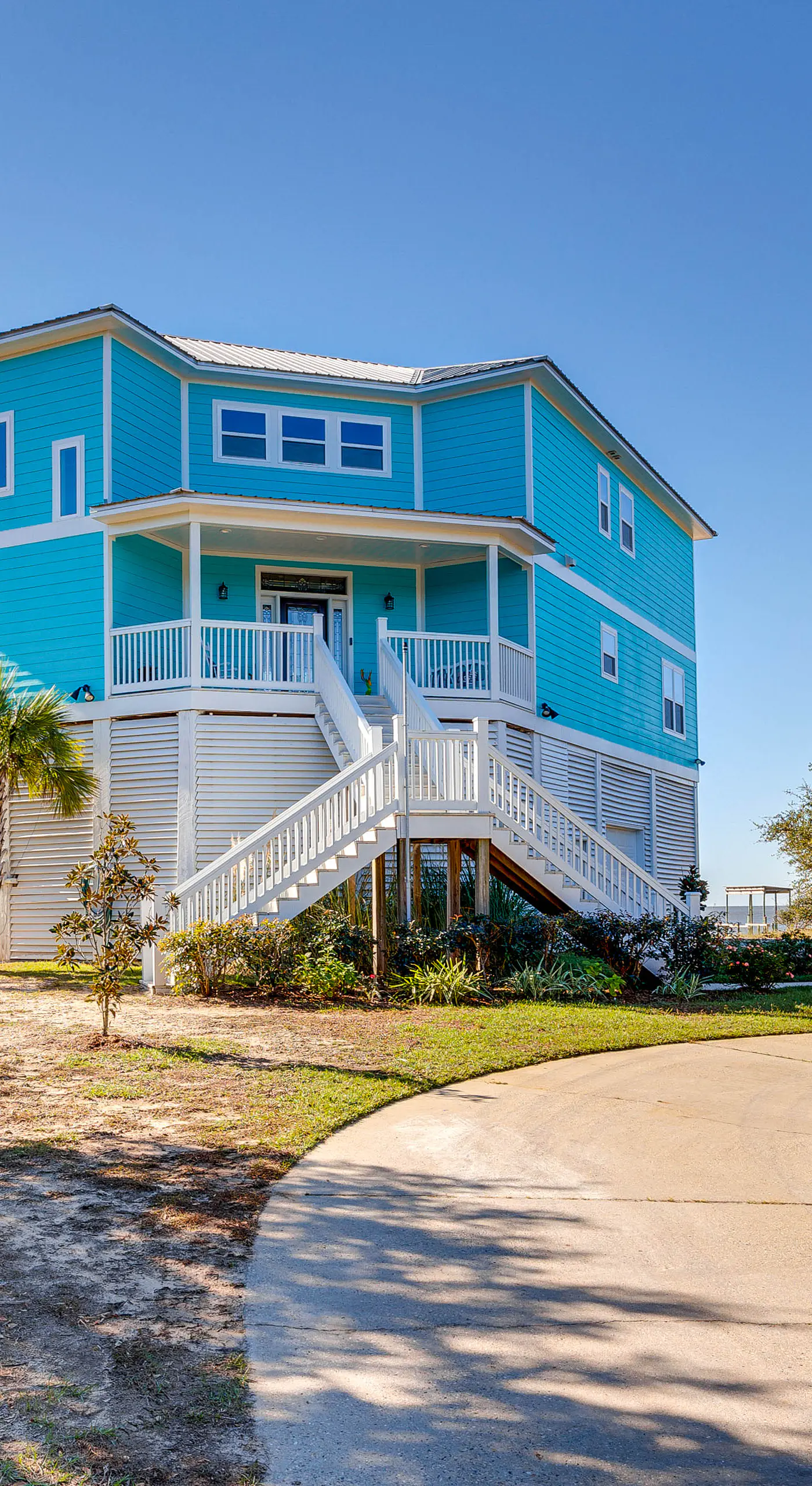 Ocean Springs 'Magnolia Beach House' on Pvt Beach!