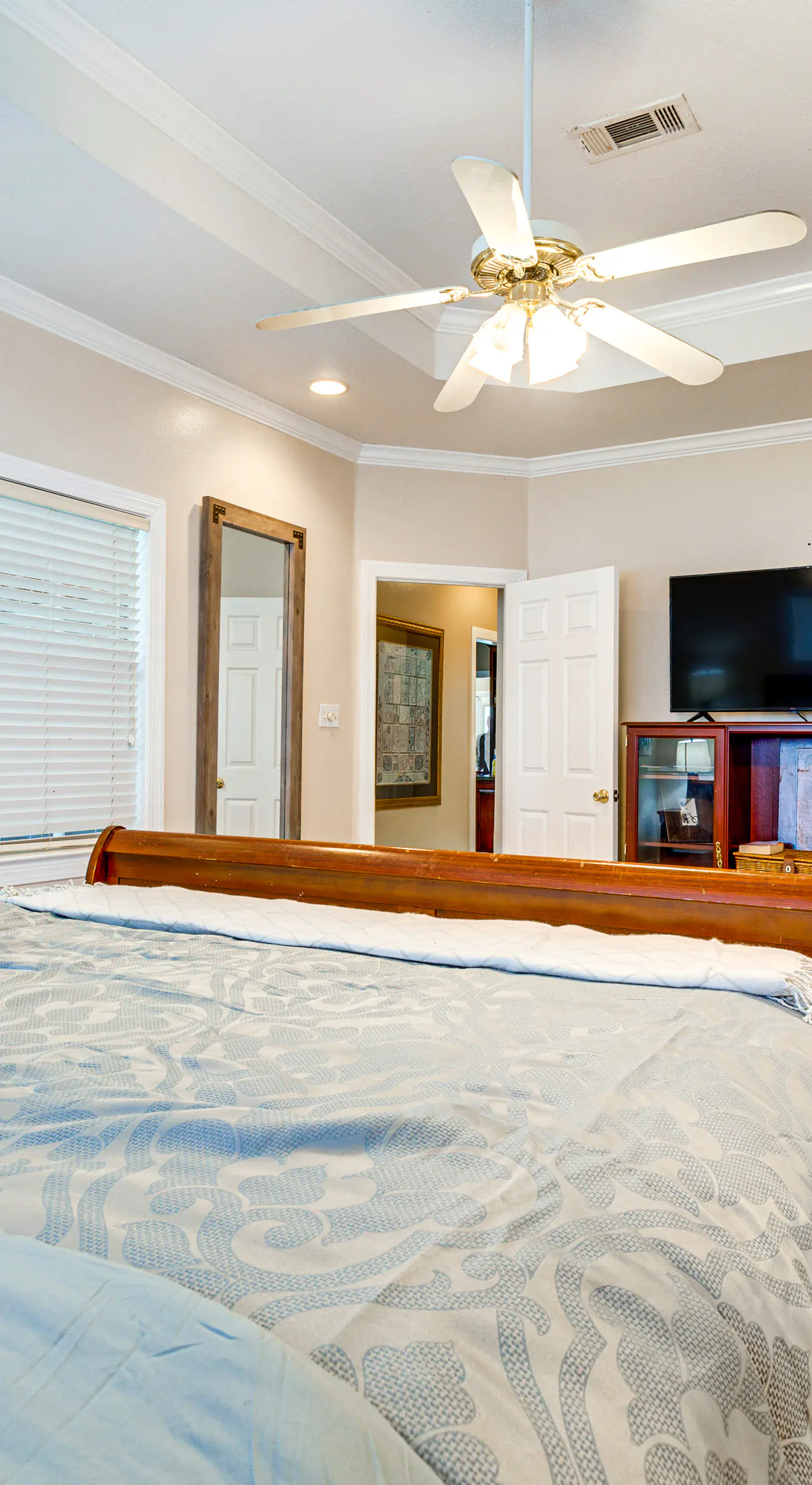 Home w/ Large Yard + Pond On-Site: 15 Mi to Biloxi