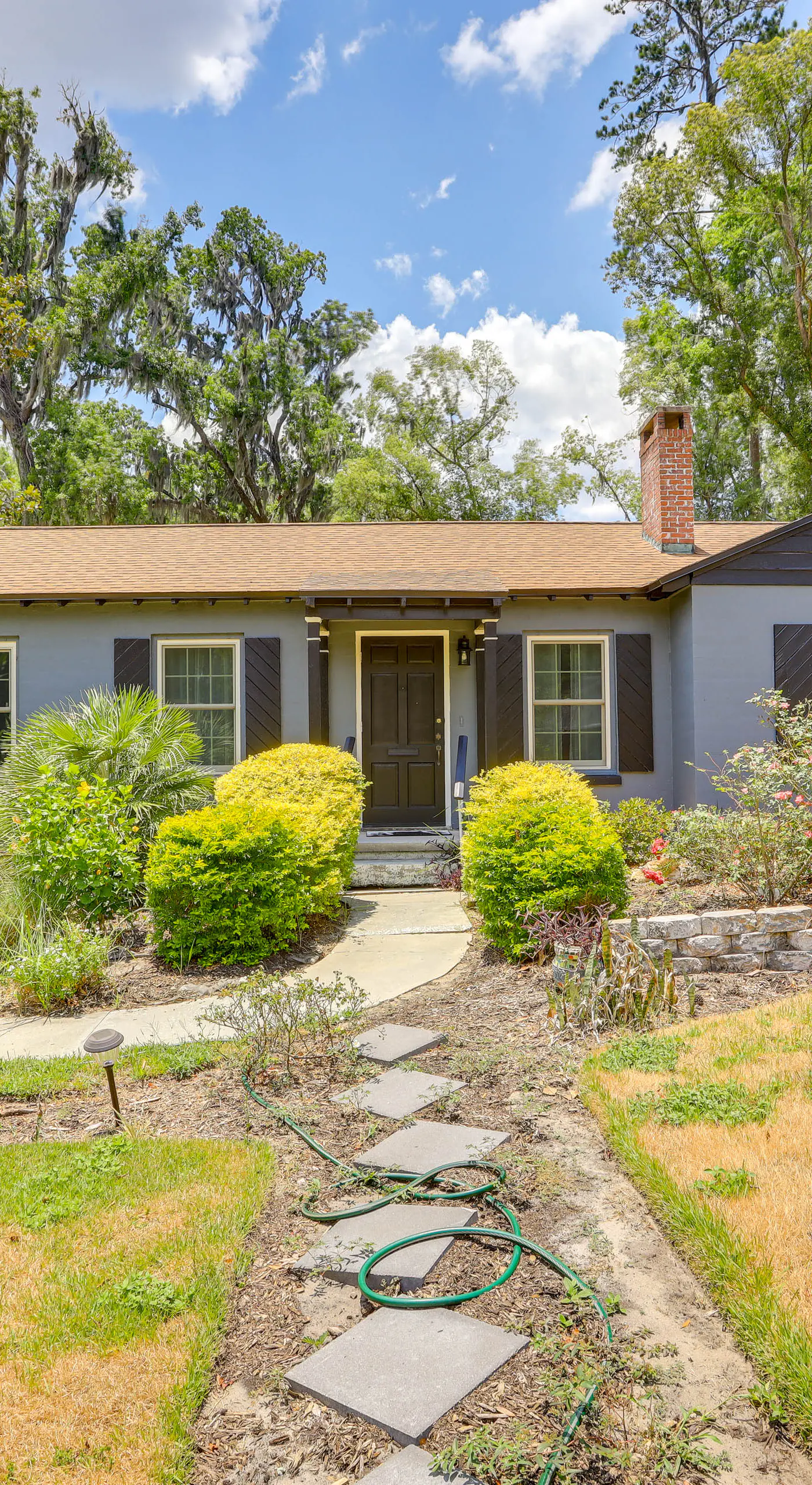 Cozy Gainesville Home ~ 1 Mi to University!
