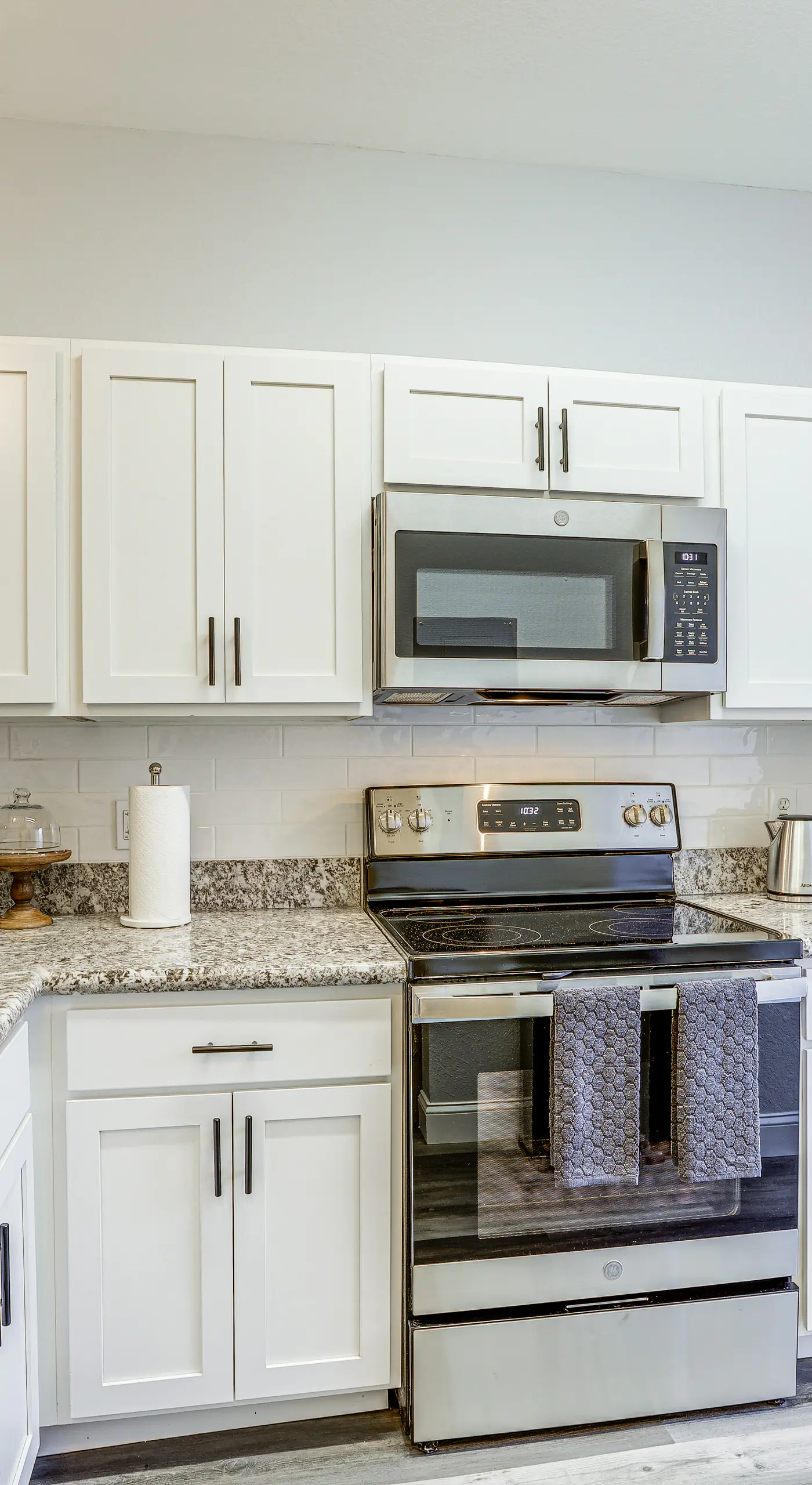 Tranquil Gainesville Gem w/ Lanai & Pool Access!