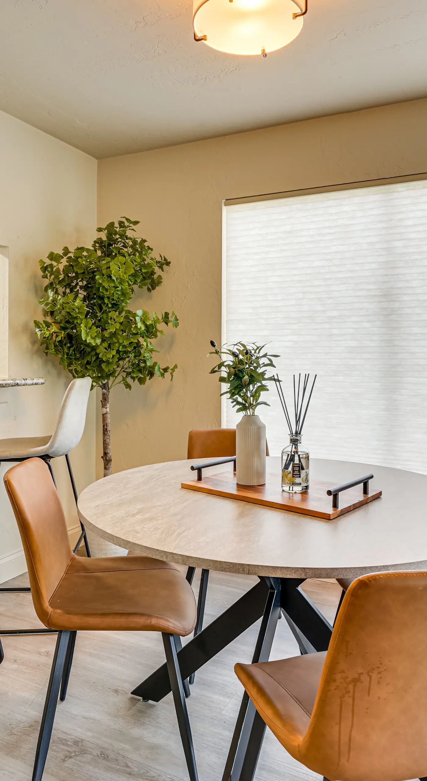2 Mi to UF Campus: Modern Condo w/ Pool Access!