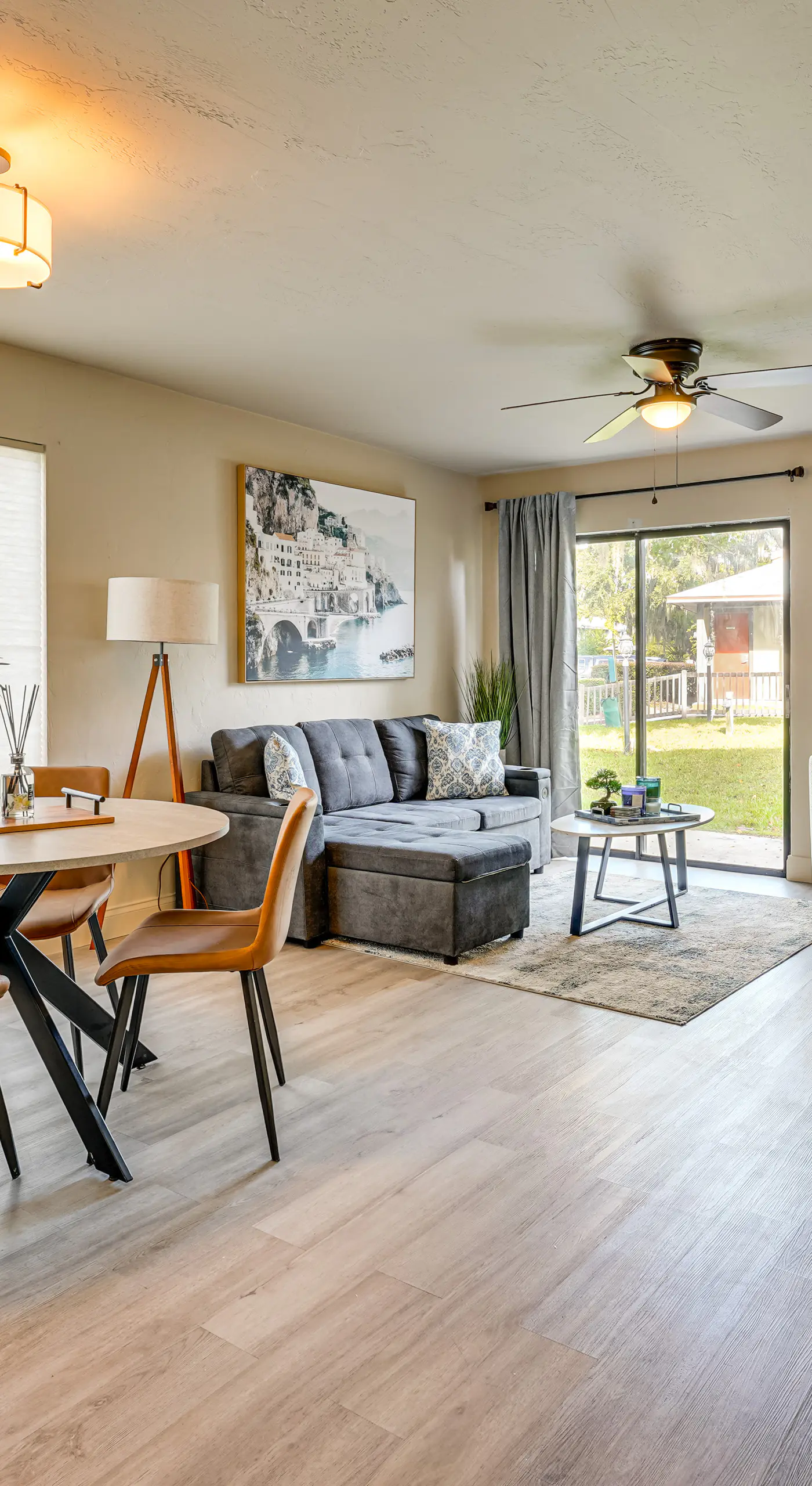2 Mi to UF Campus: Modern Condo w/ Pool Access!