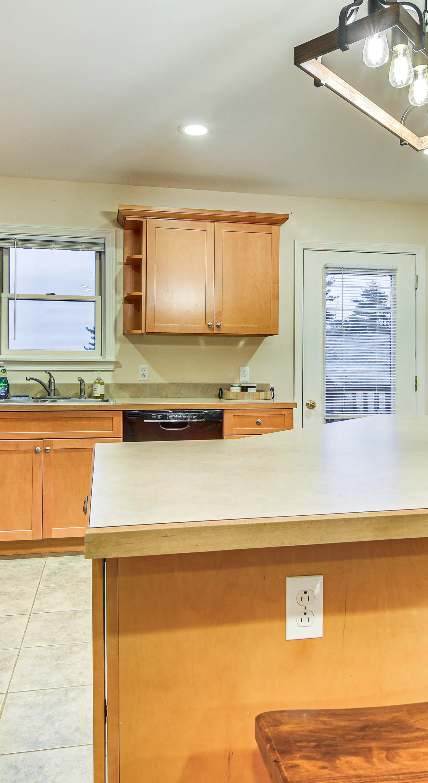 Ski-In/Ski-Out Condo at Pleasant Mountain!