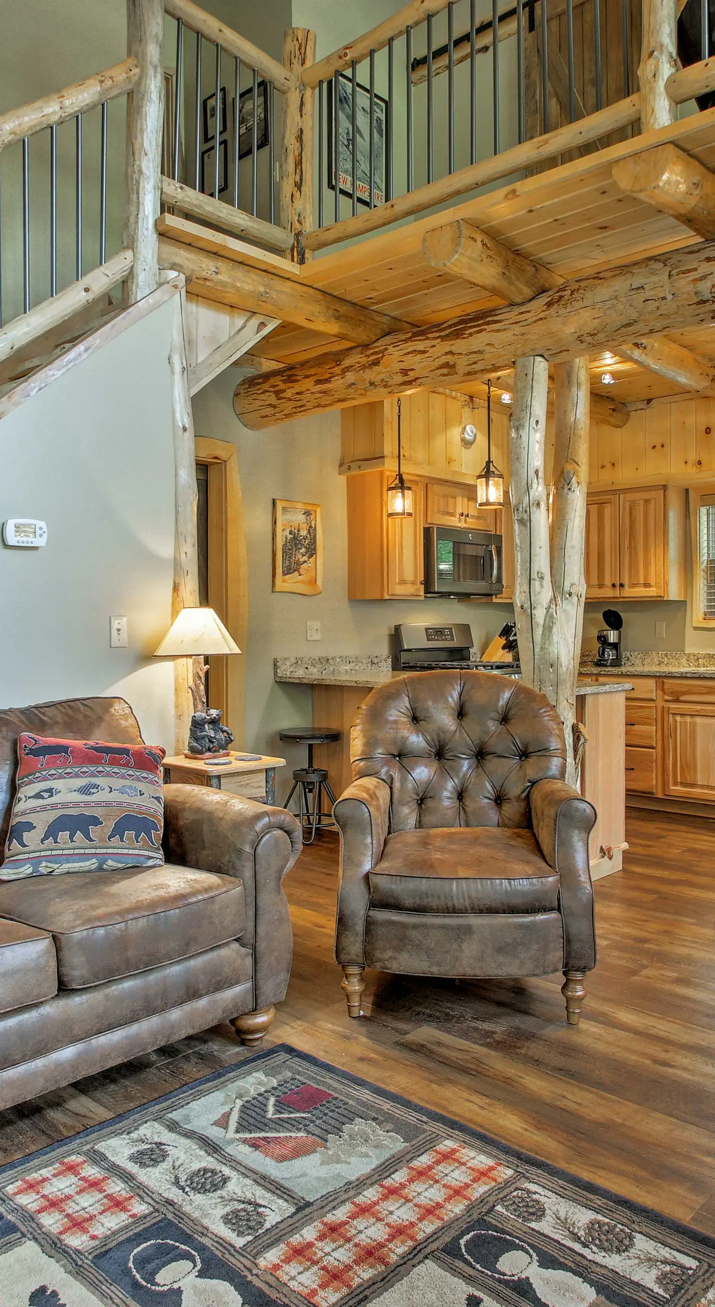 Timber Home: Walk to Slopes & N Conway Shops!