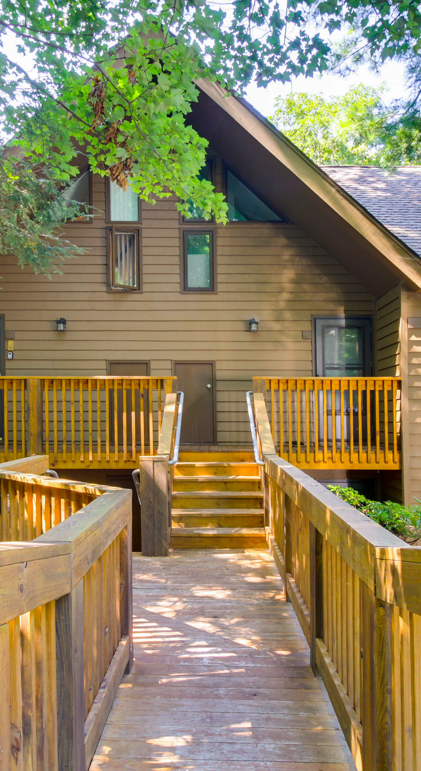 Wintergreen Resort Condo w/ Deck, 0.3 Mi to Slopes