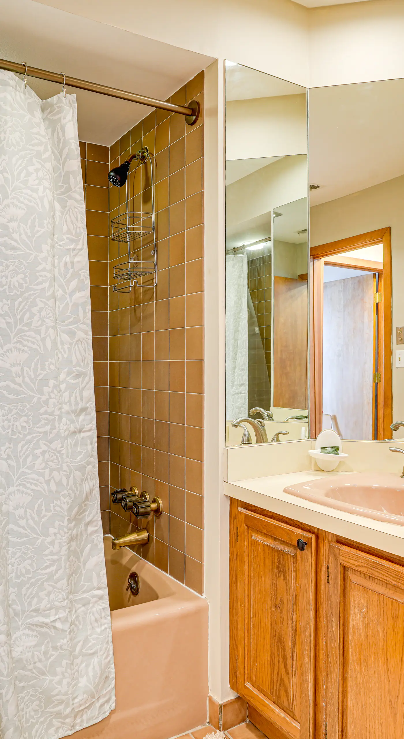 Pool Access: Scenic Condo in Wintergreen Resort!