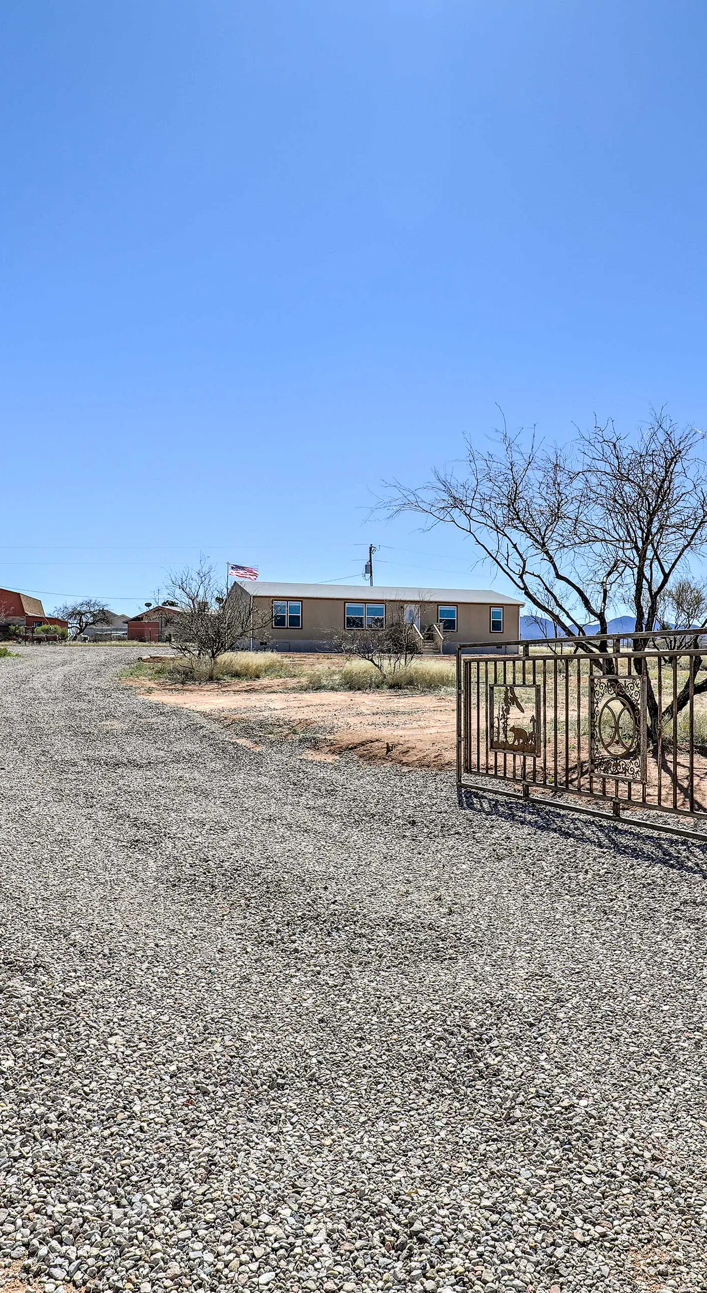 Desert Escape Off I-10 w/ Over 1 Enclosed Acre!