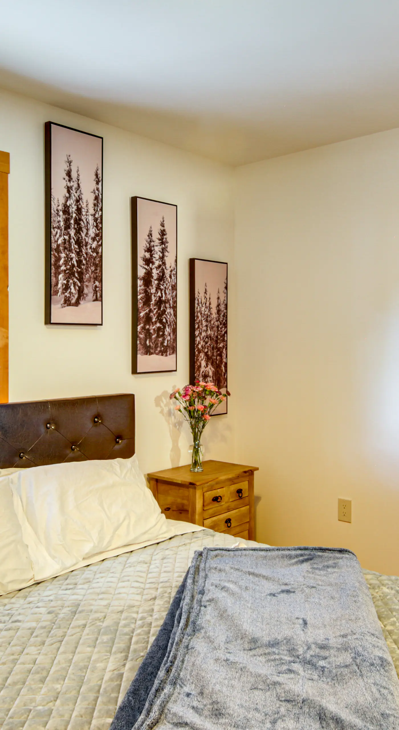 12 Mi to Bozeman: Duplex w/ Sauna & Yard