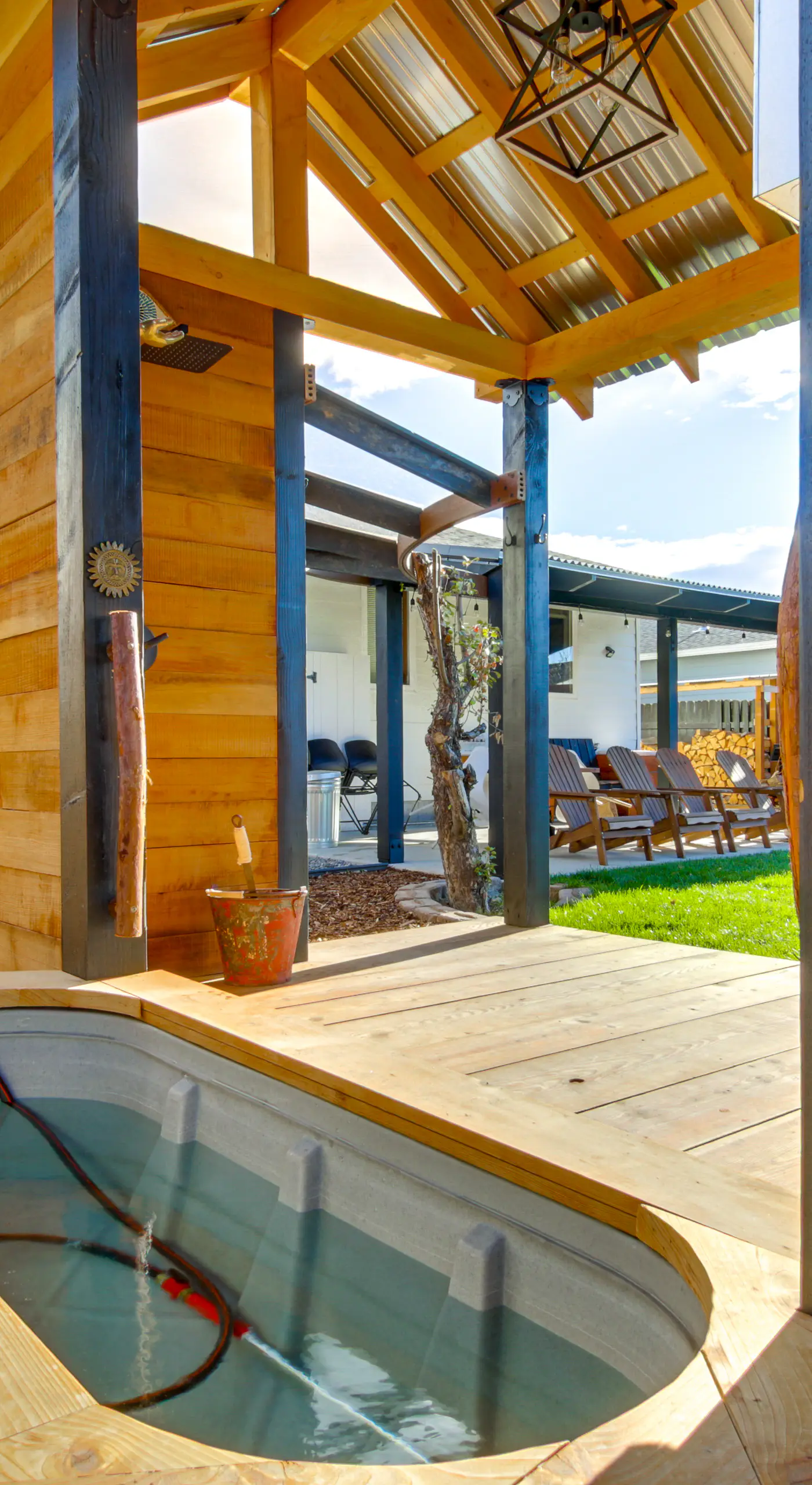 12 Mi to Bozeman: Duplex w/ Sauna & Yard