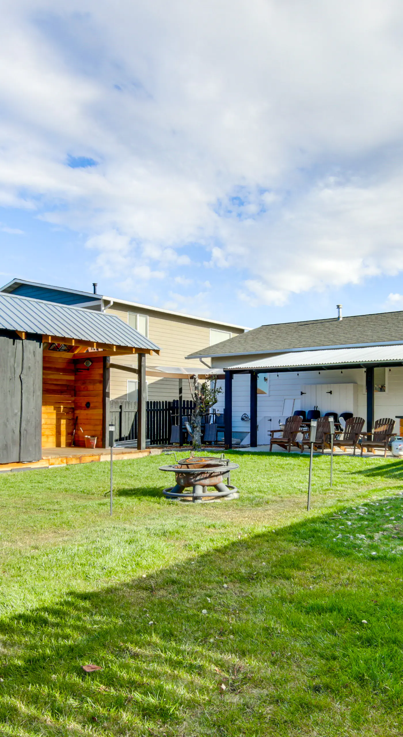 12 Mi to Bozeman: Duplex w/ Sauna & Yard