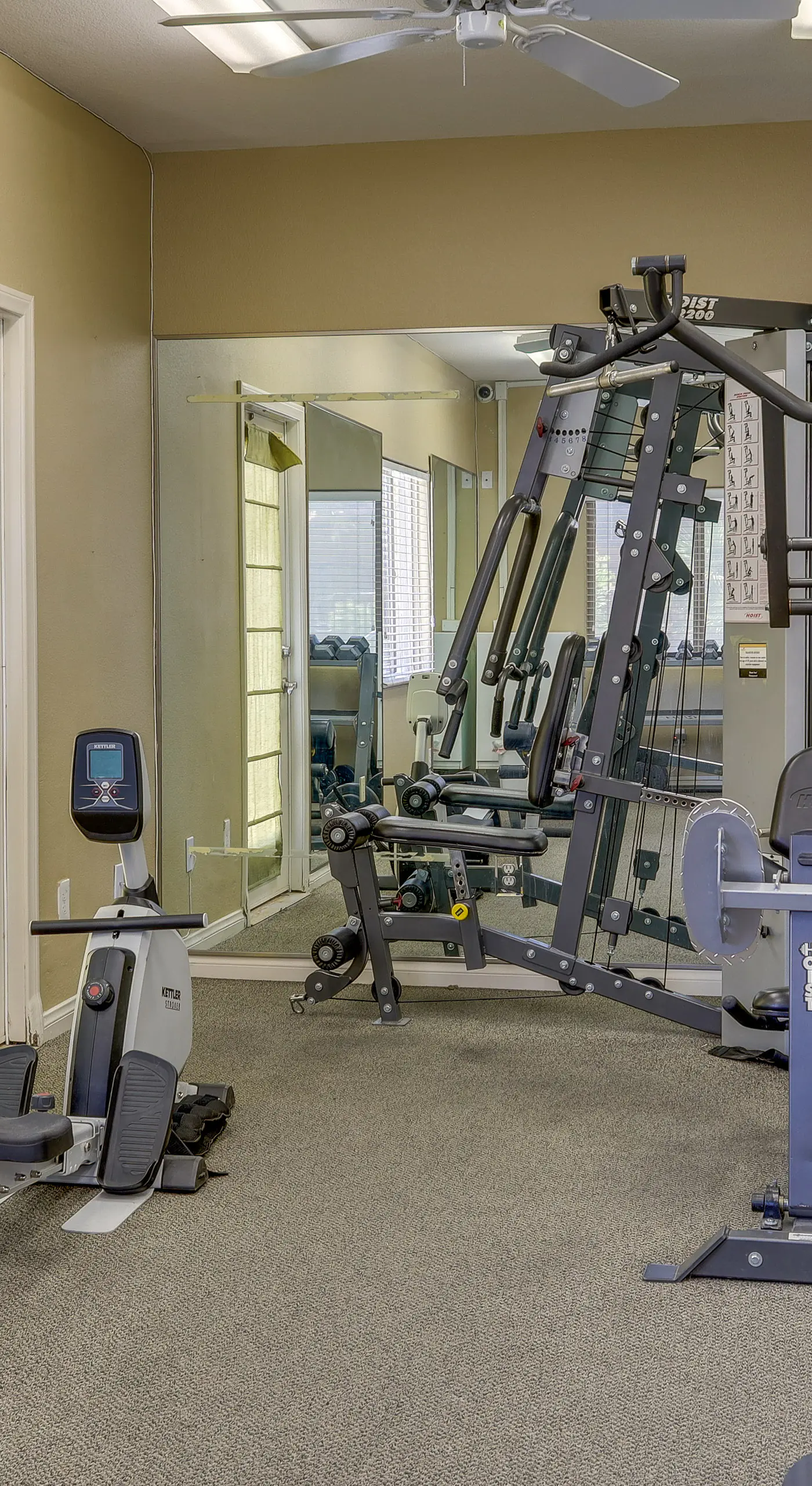 Mesquite Condo w/ Community Pool & Hot Tub!