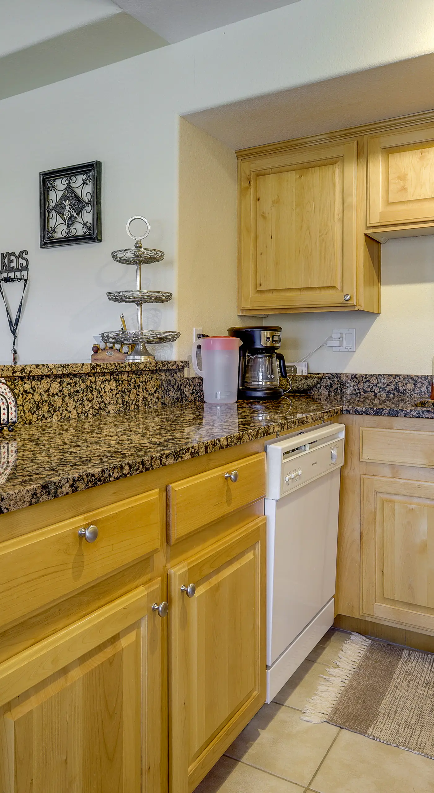 Mesquite Condo w/ Community Pool & Hot Tub!