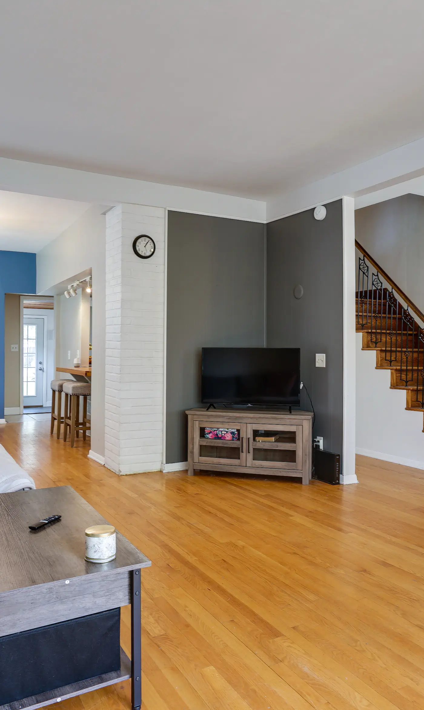 Pet-Friendly Saint Paul Home Near Allianz Field!